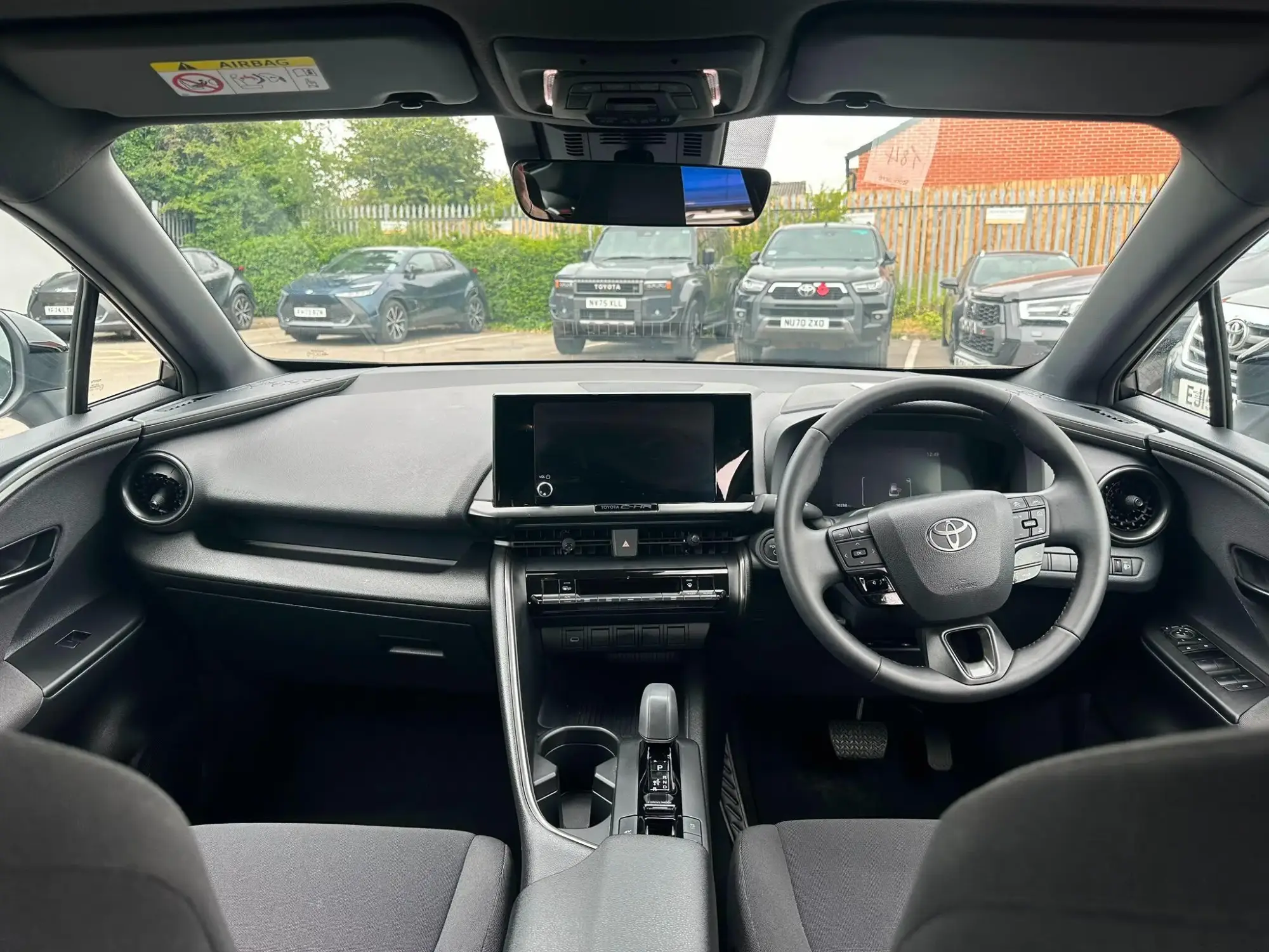 Toyota C-HR Self-Charging Hybrid Image 5