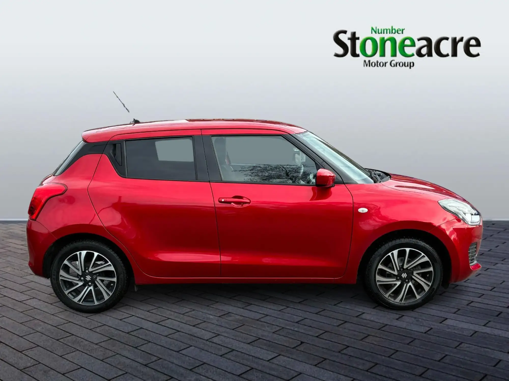 Suzuki Swift Image 2