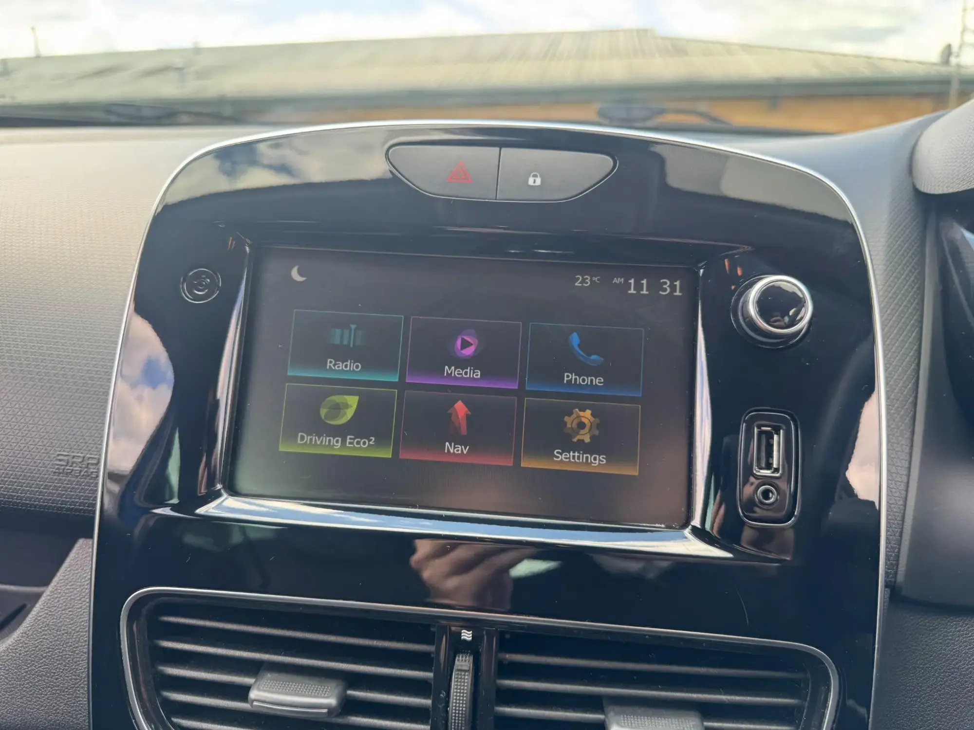Renault Clio Image 13