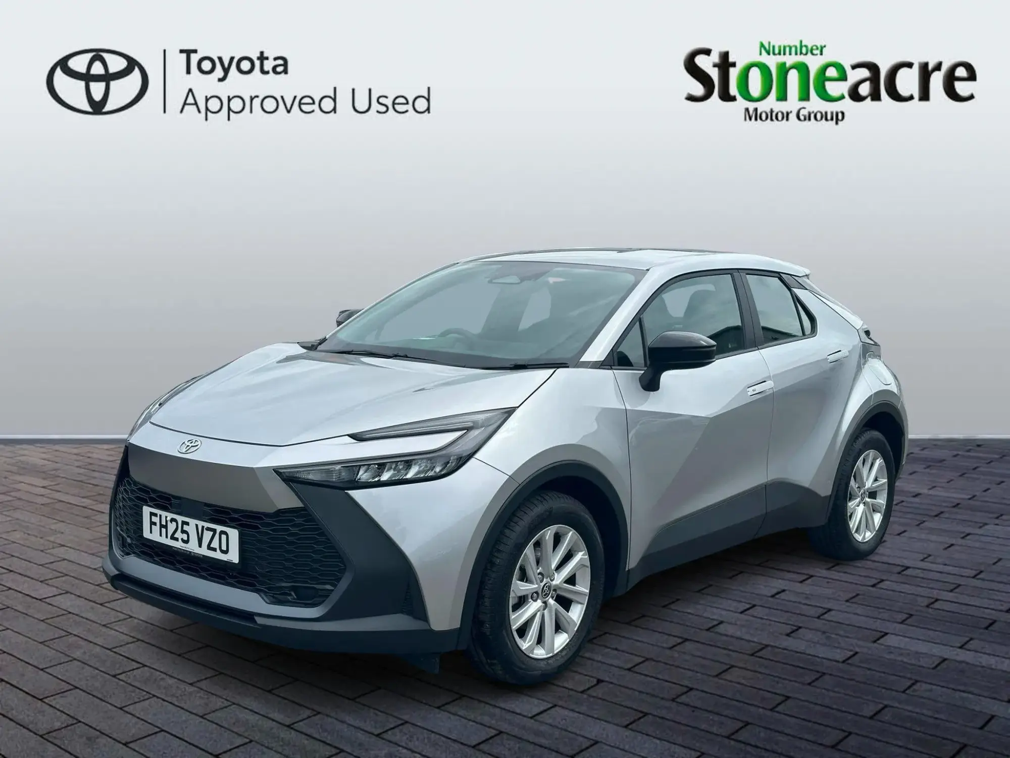 Toyota C-HR Self-Charging Hybrid Image 3