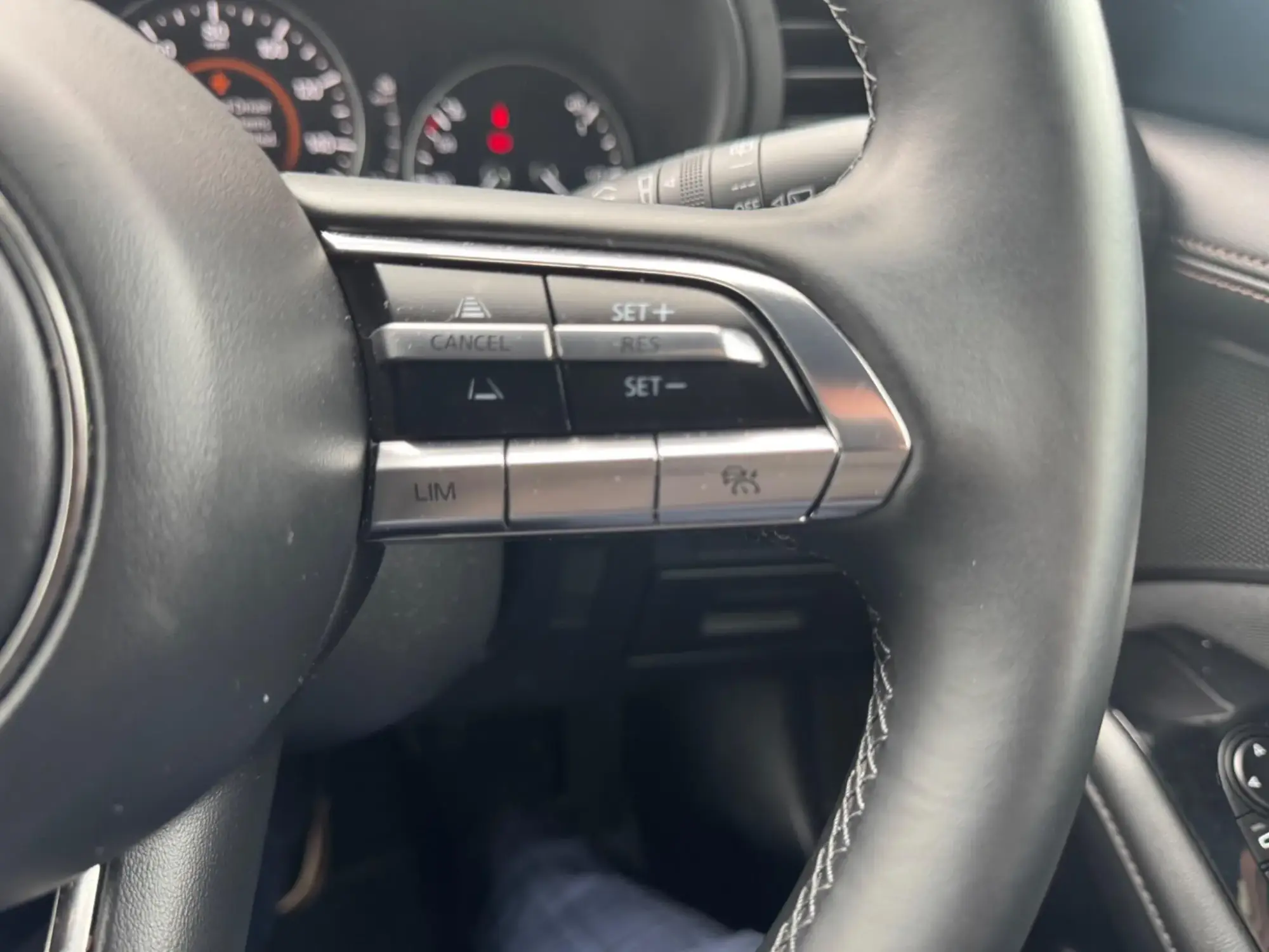 Mazda3 Image 7