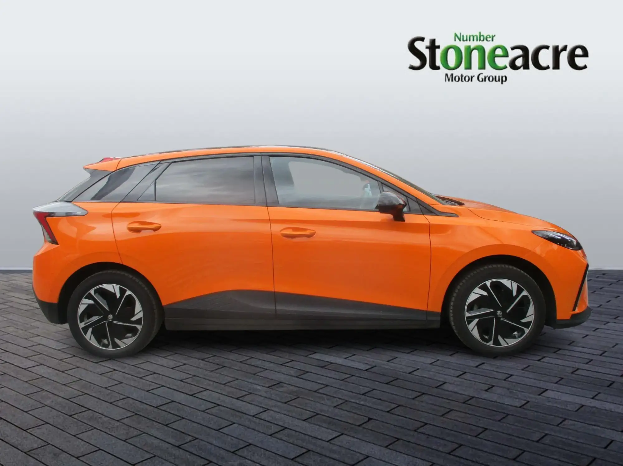 MG 4 EV 150kW Trophy EV Long Range 64kWh 5dr Auto GY23WNV Image 2