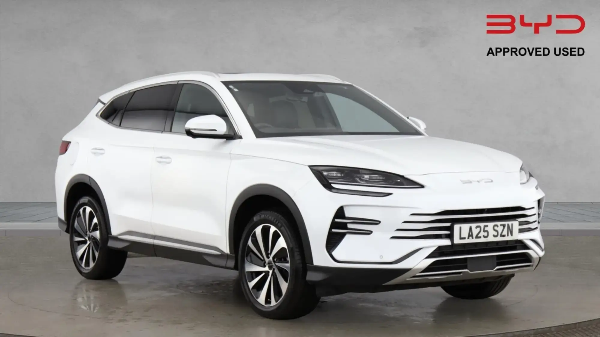 BYD Seal U 1.5 DM-i 18.3kWh Boost CVT Auto Euro 6 (s/s) 5dr LA25SZN Image 1