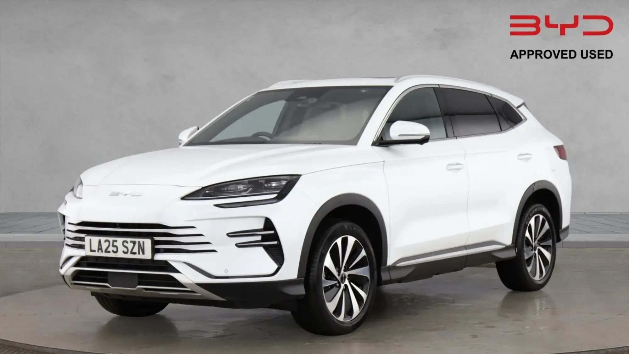 BYD Seal U 1.5 DM-i 18.3kWh Boost CVT Auto Euro 6 (s/s) 5dr LA25SZN Image 3