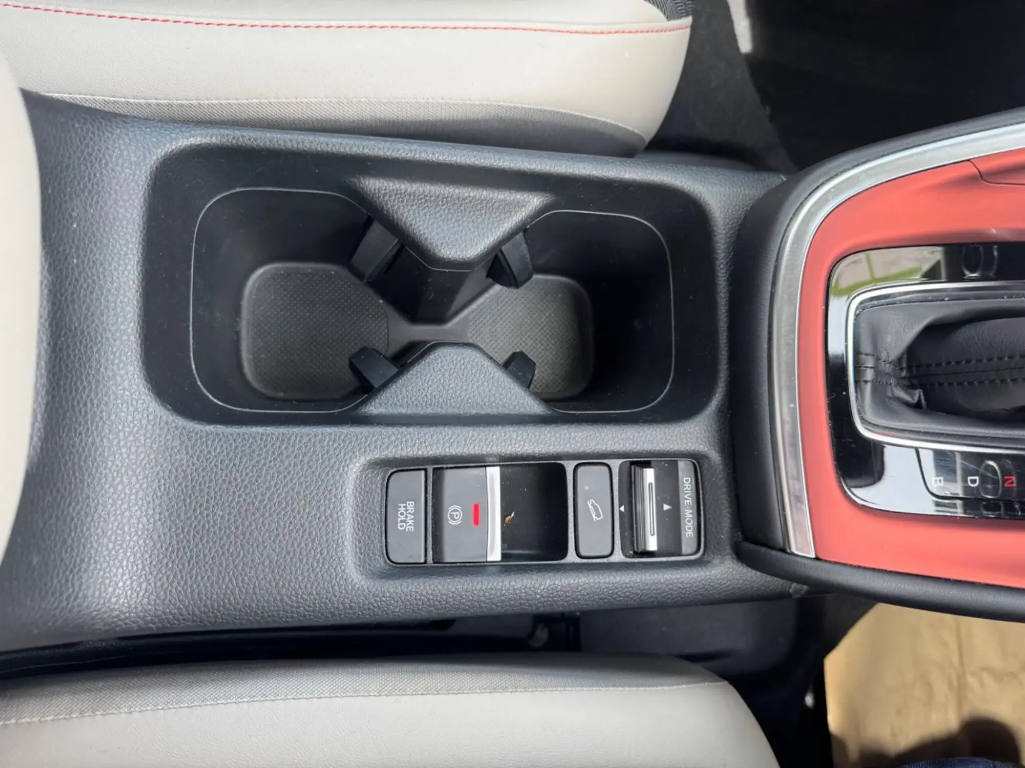 Honda HR-V Hybrid Image 8 Honda HR-V Hybrid Image 8