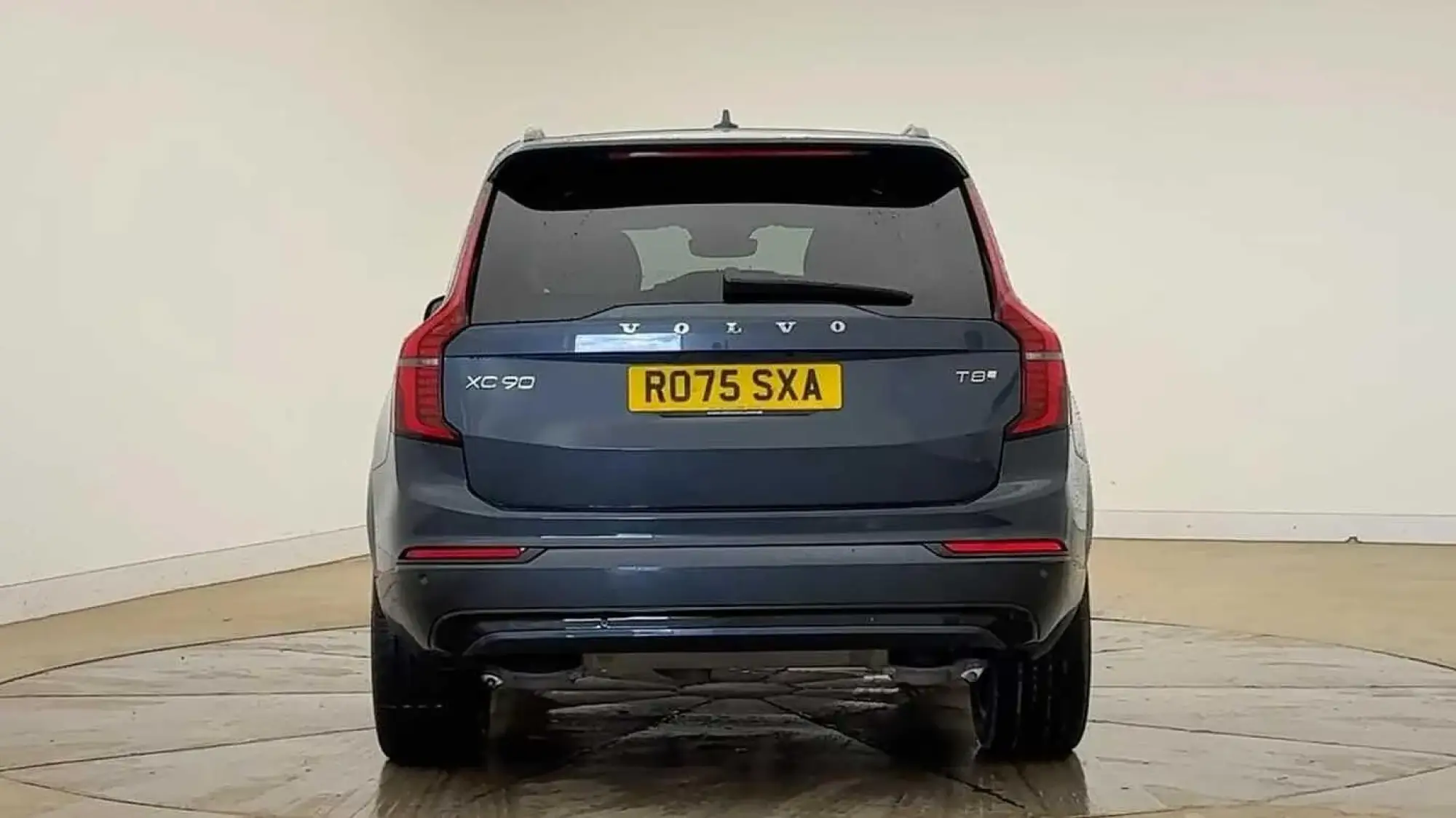 Volvo XC90 Plug-In Hybrid Image 4 Volvo XC90 Plug-In Hybrid Image 4