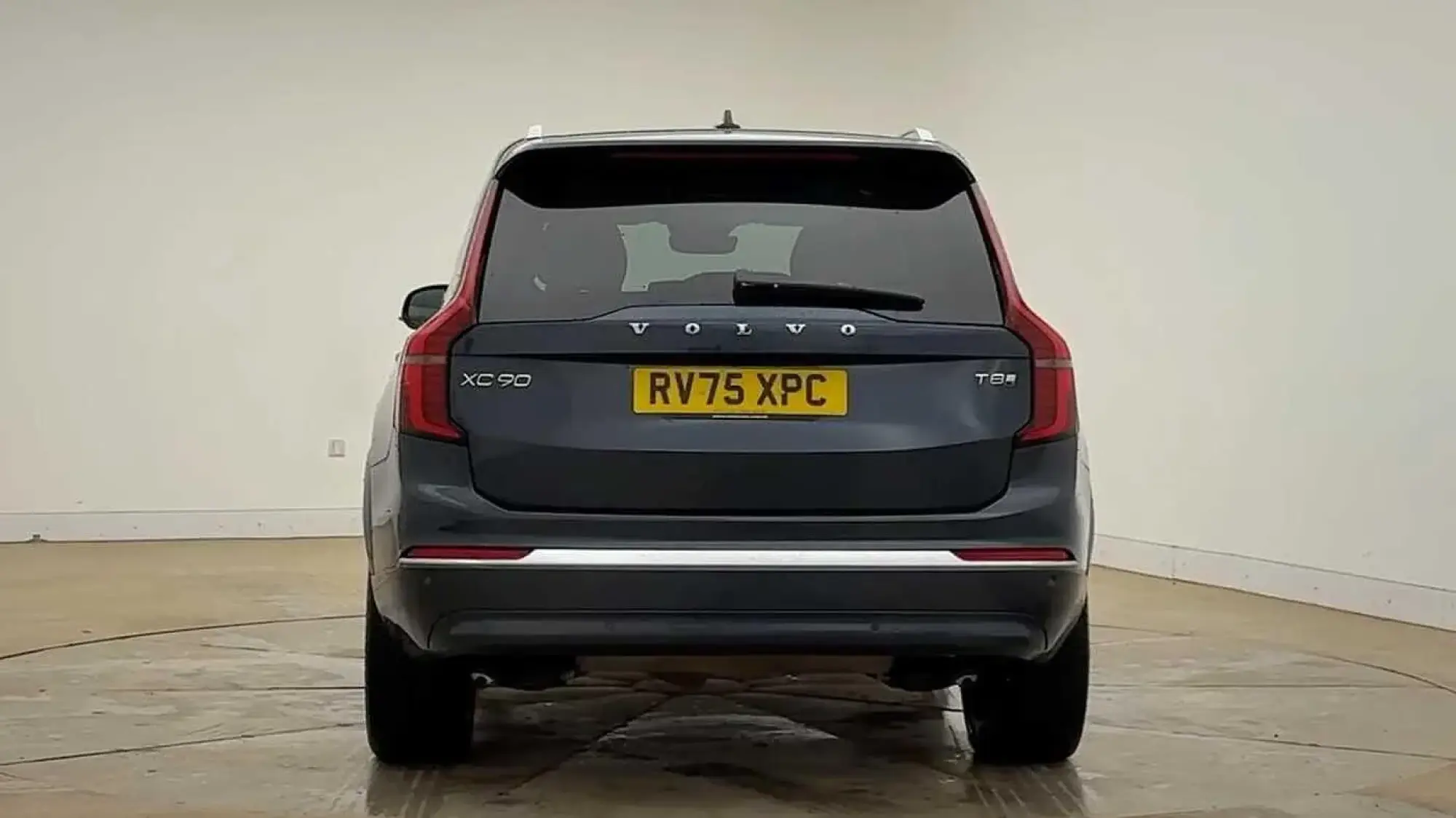 Volvo XC90 Plug-In Hybrid Image 4 Volvo XC90 Plug-In Hybrid Image 4