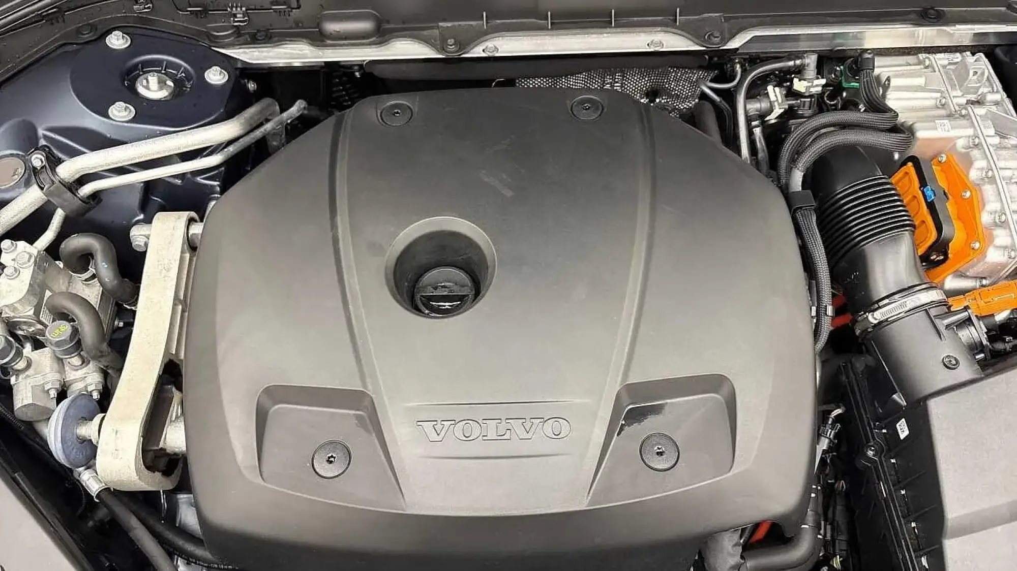 Volvo XC90 Plug-In Hybrid Image 14 Volvo XC90 Plug-In Hybrid Image 14