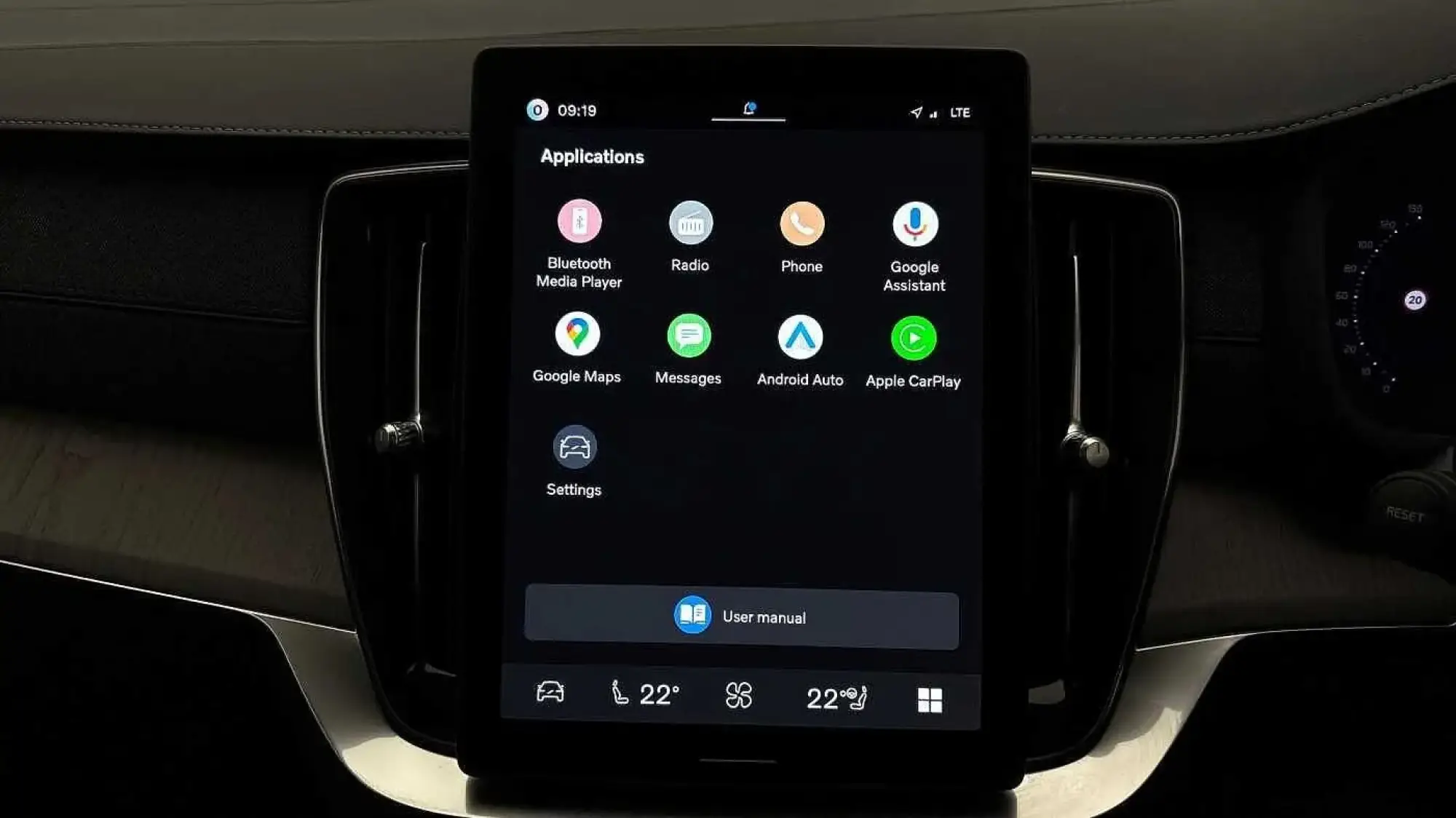 Volvo XC90 Plug-In Hybrid Image 33 Volvo XC90 Plug-In Hybrid Image 33