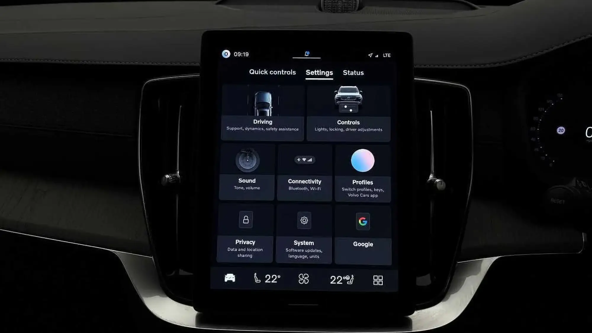 Volvo XC90 Plug-In Hybrid Image 34 Volvo XC90 Plug-In Hybrid Image 34
