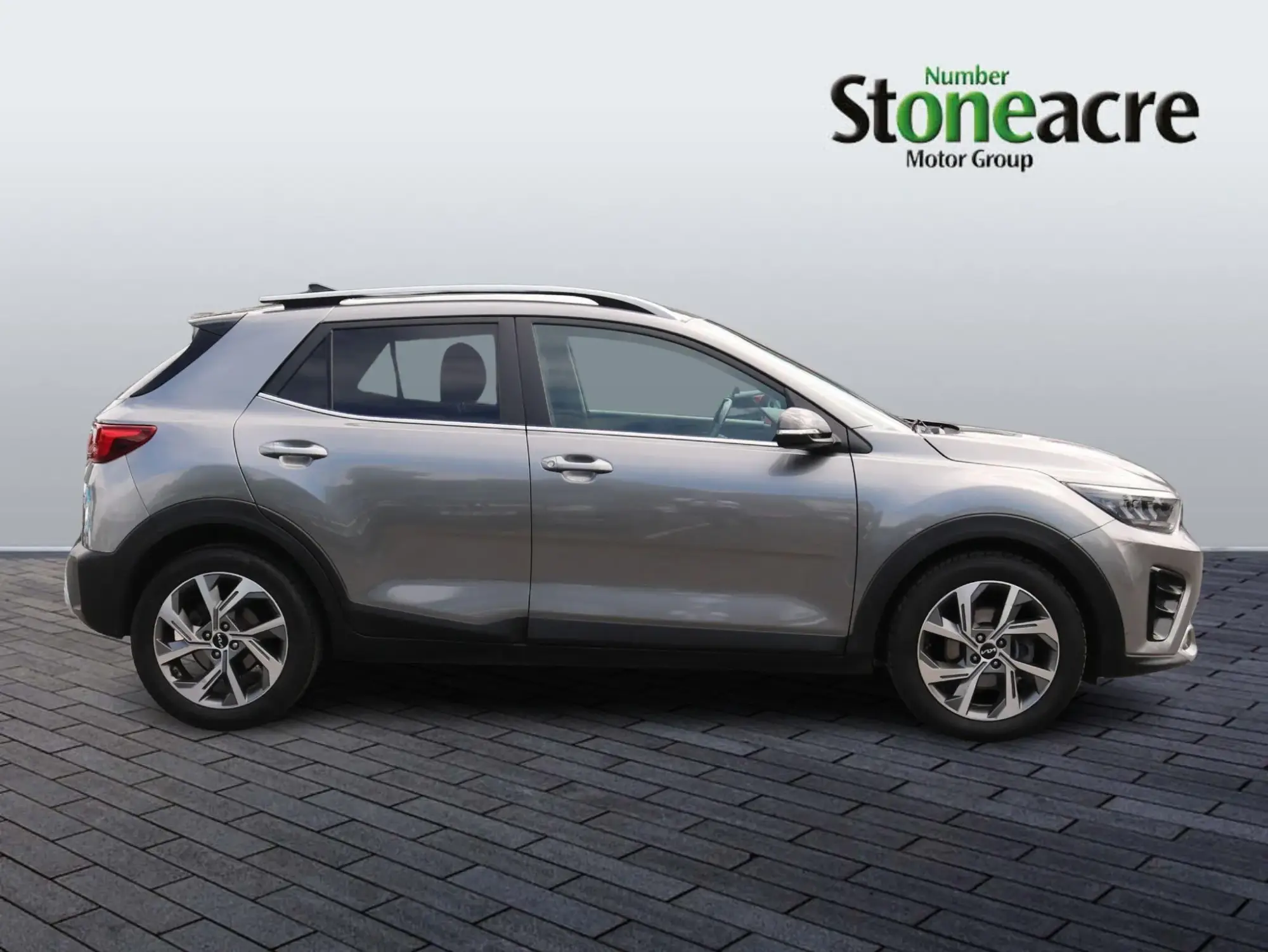 Kia Stonic 1.0 T-GDi GT-Line DCT Euro 6 (s/s) 5dr BD73ZDR Image 2