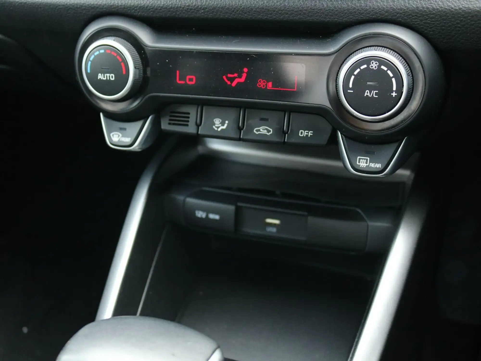 Kia Stonic Image 25