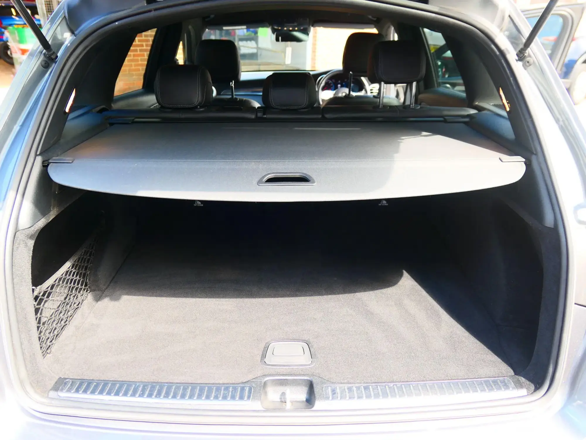 Mercedes-Benz GLC Image 9 Mercedes-Benz GLC Image 9