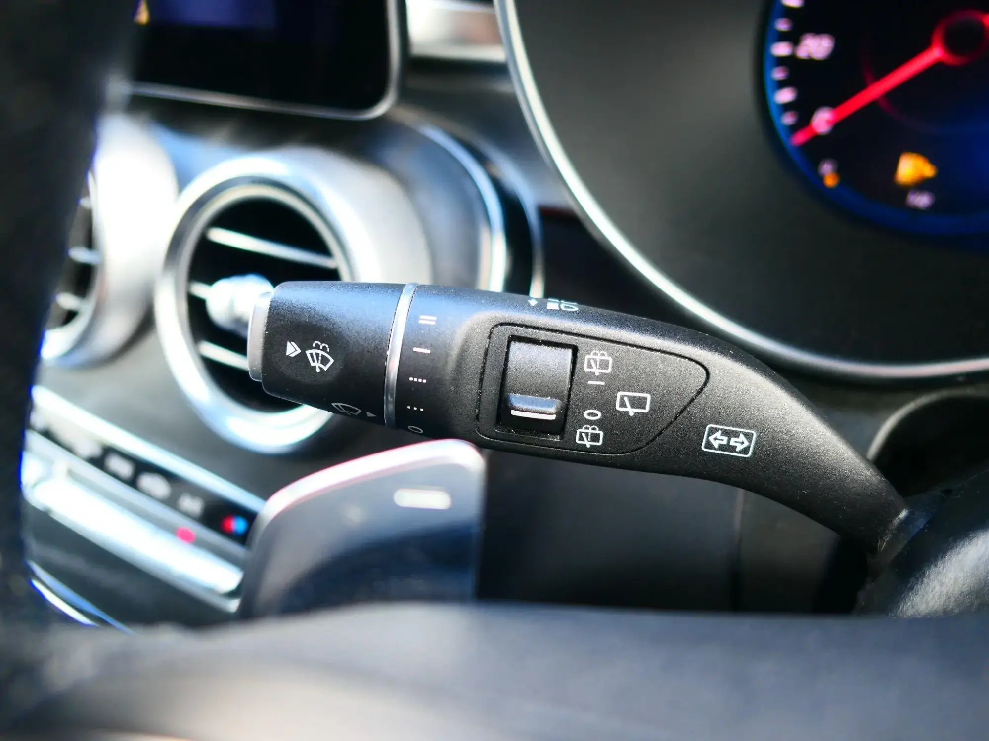 Mercedes-Benz GLC Image 20 Mercedes-Benz GLC Image 20