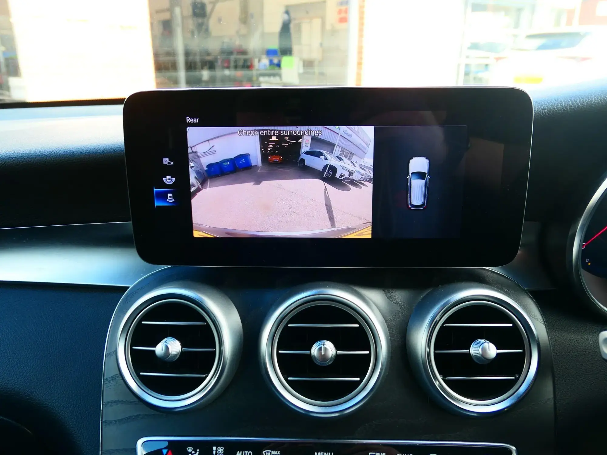Mercedes-Benz GLC Image 24 Mercedes-Benz GLC Image 24