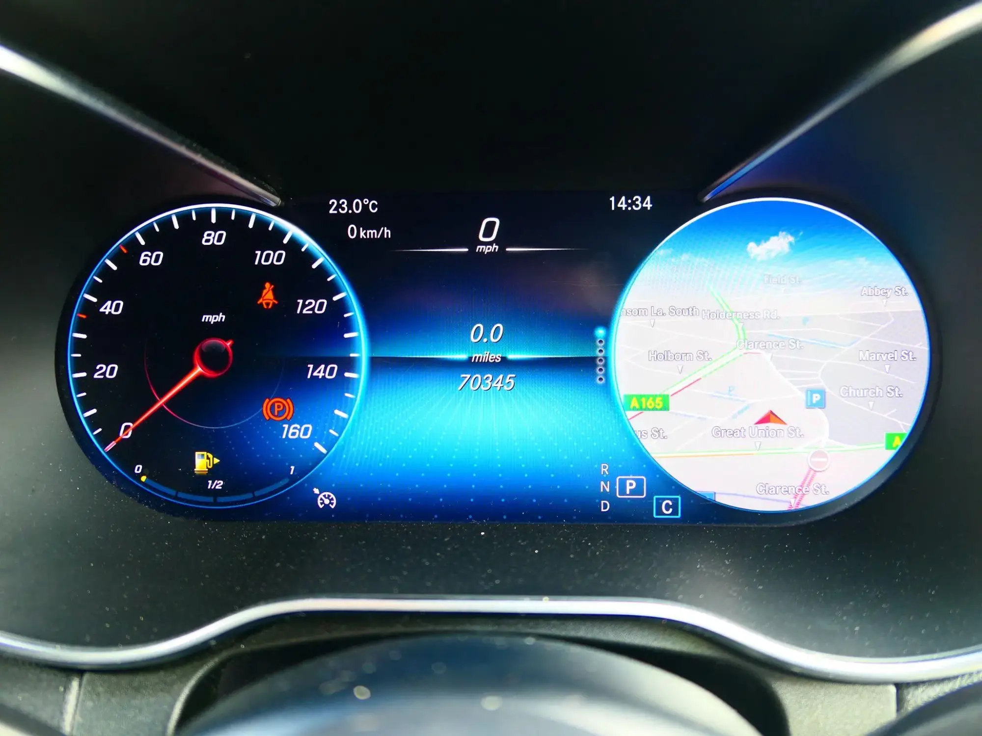 Mercedes-Benz GLC Image 27 Mercedes-Benz GLC Image 27