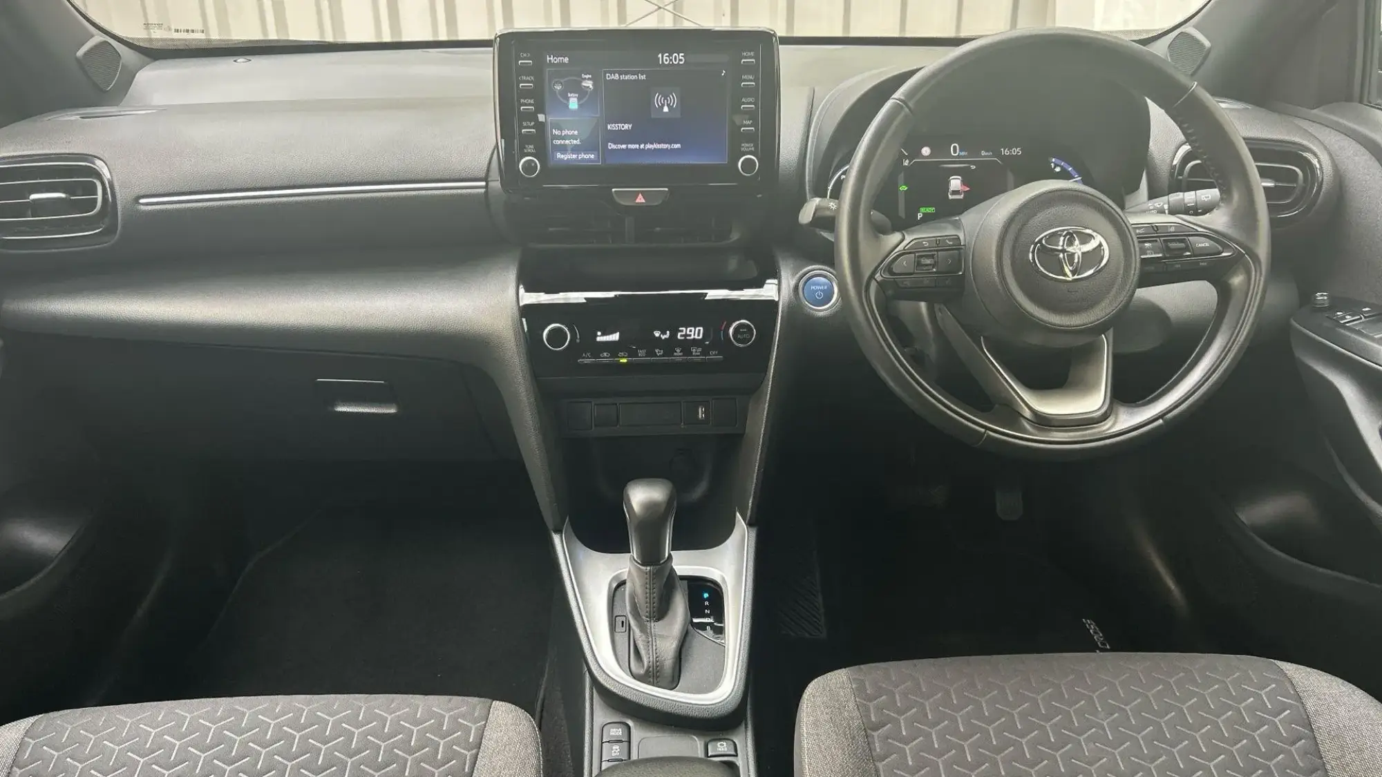 Toyota Yaris Cross Image 9