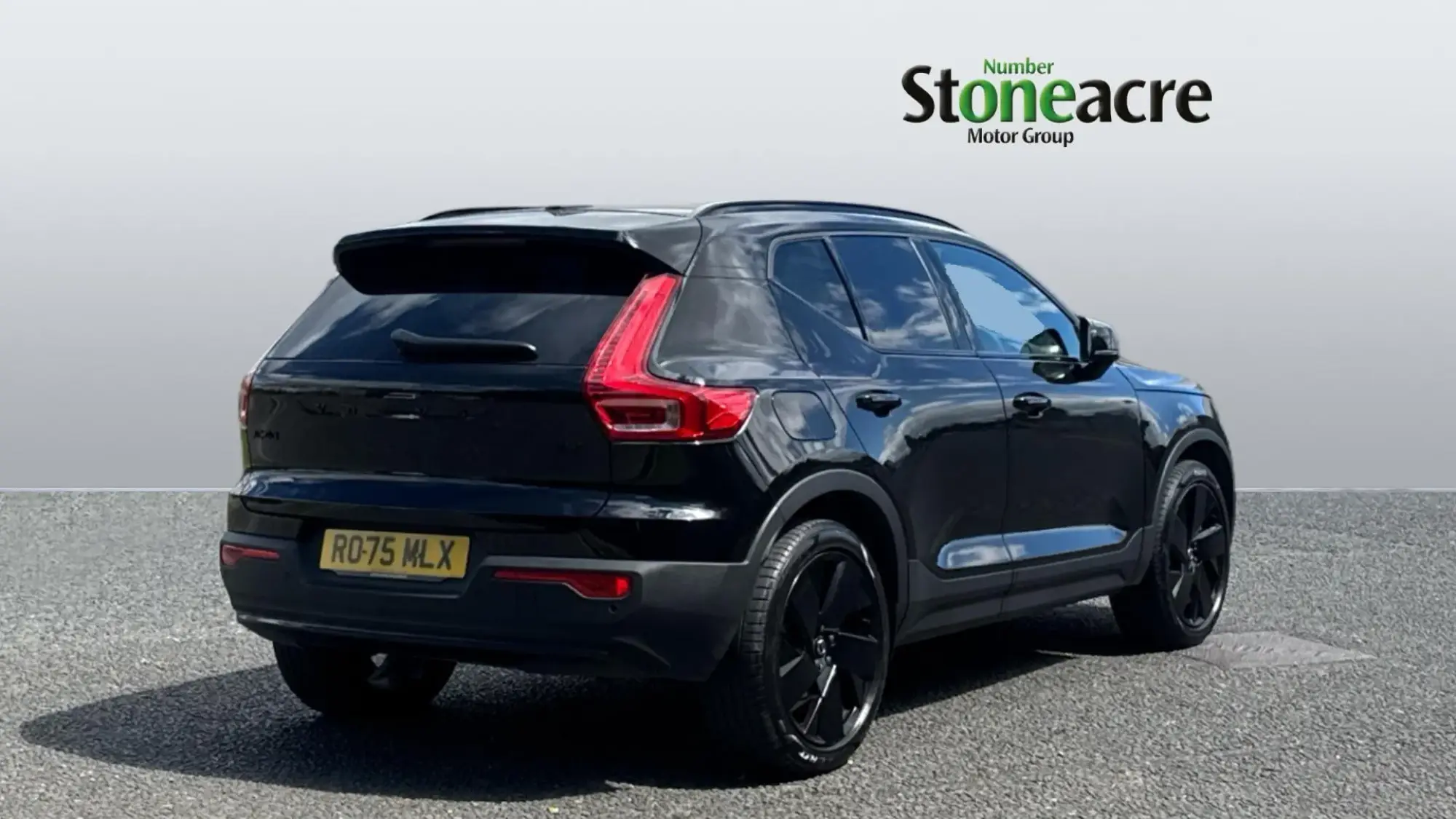 Volvo XC40 Image 2