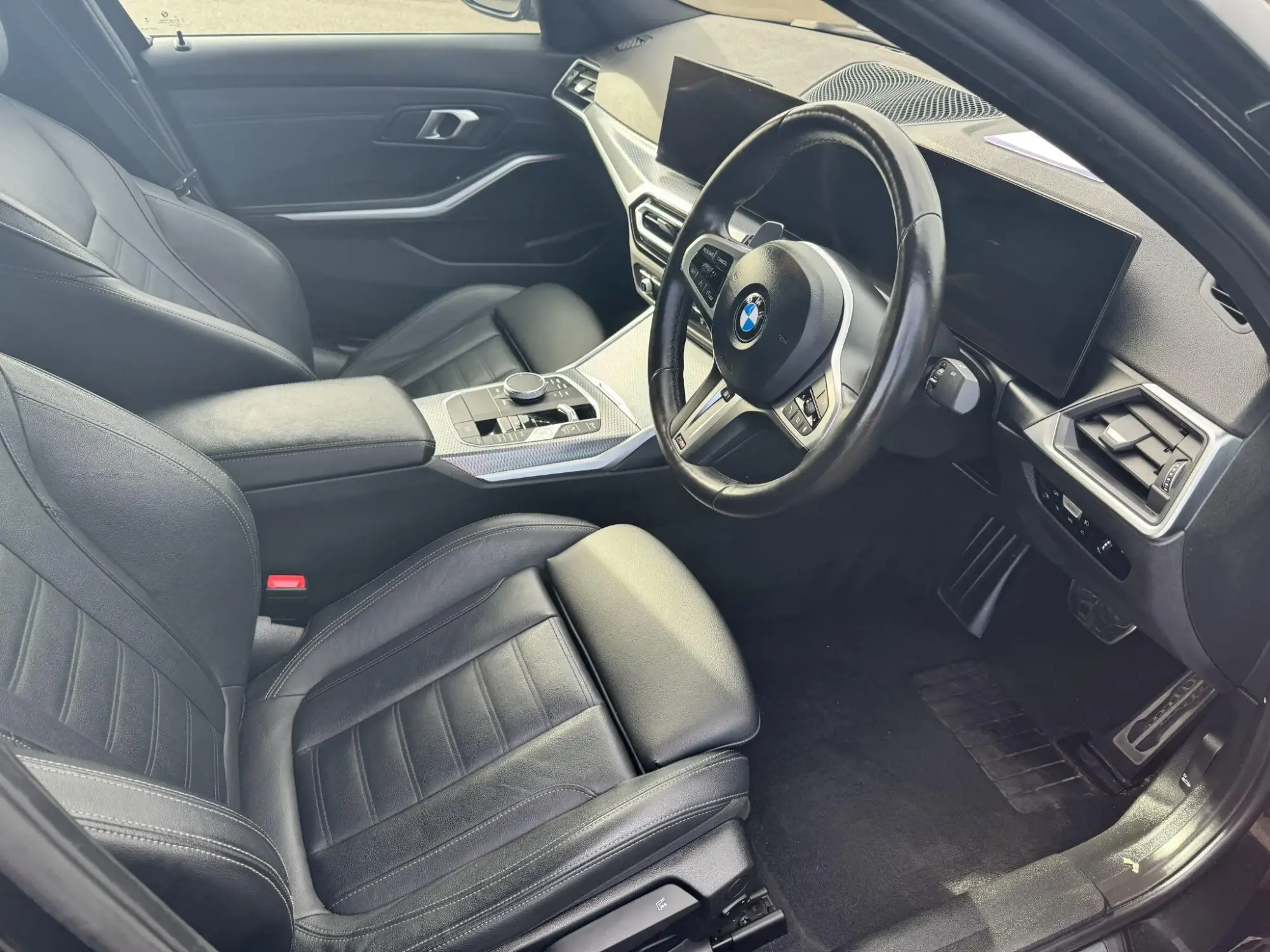 BMW 3 Series Image 11