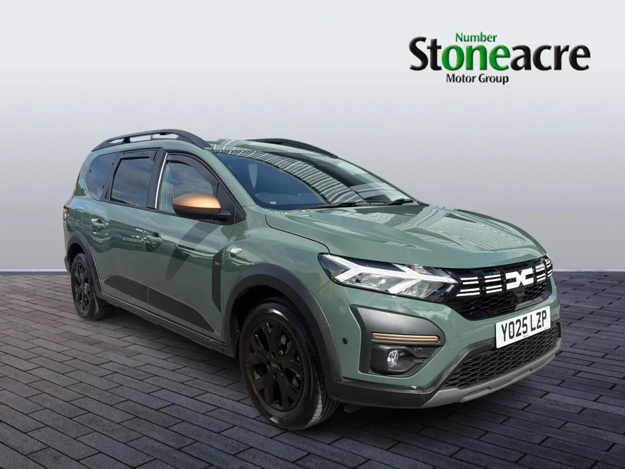 Dacia Jogger Hybrid 1.6 HEV Extreme 5dr Auto YO25LZP Image 1