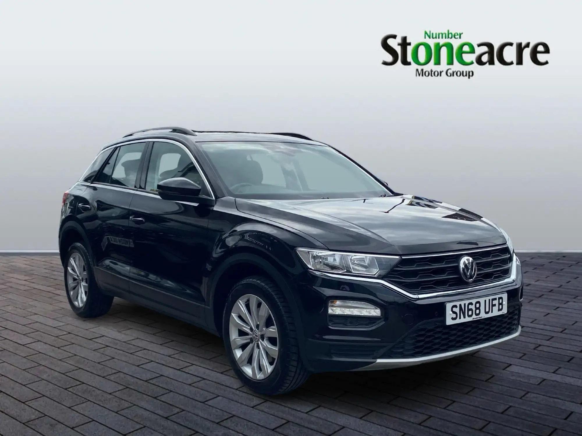 Volkswagen T-Roc 1.0 TSI SE Euro 6 (s/s) 5dr SN68UFB Image 1