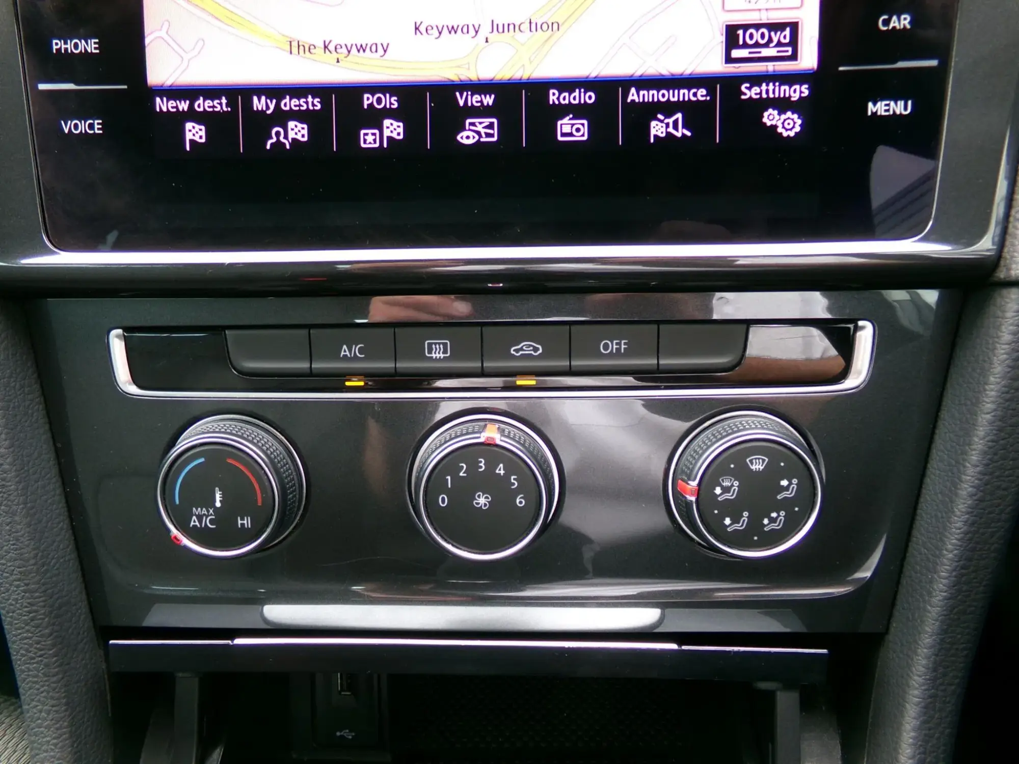 Volkswagen Golf Image 20