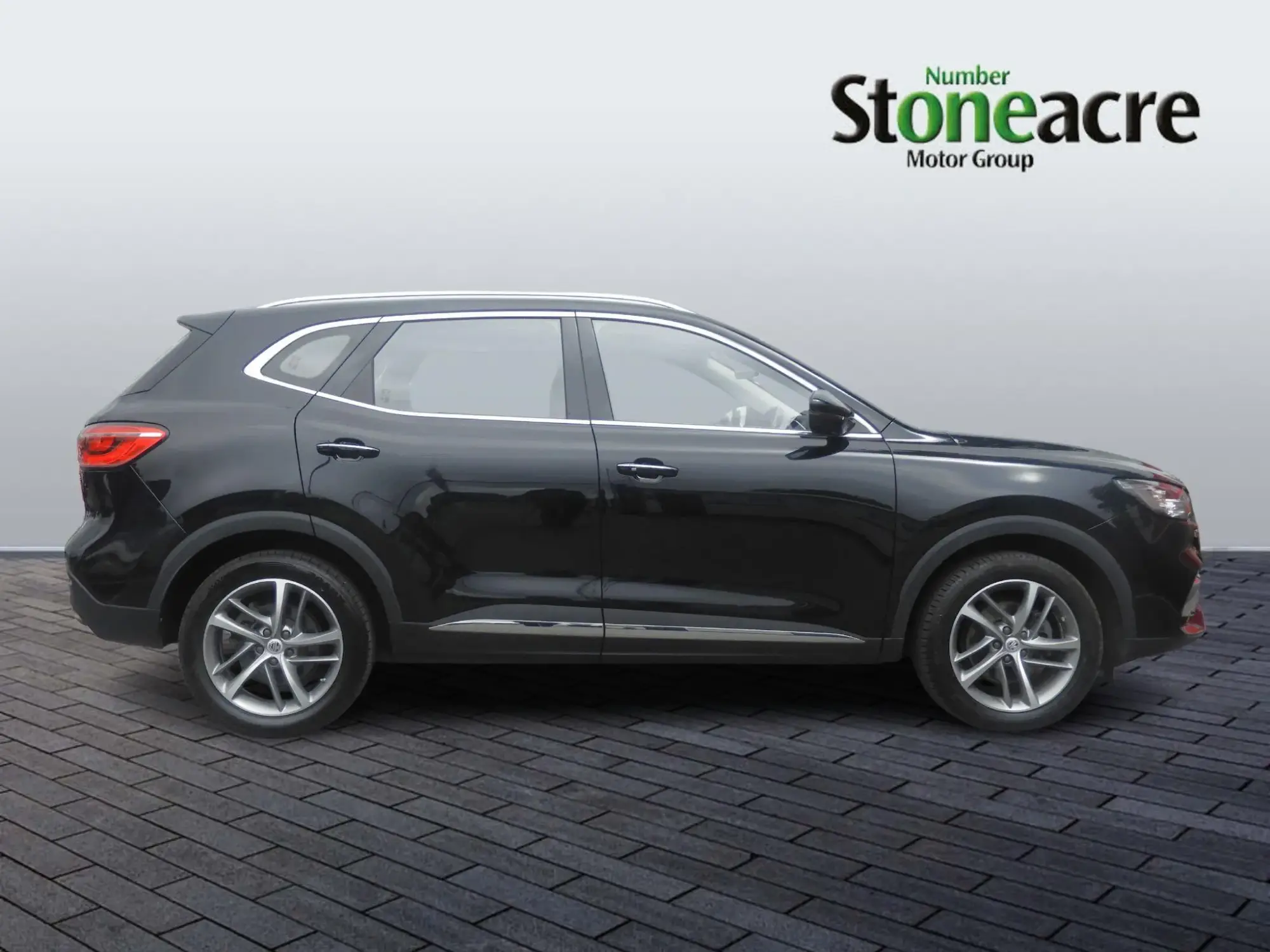 MG HS 1.5 T-GDI Exclusive SUV 5dr Petrol DCT Euro 6 (s/s) (162 ps) PJ71EWG Image 2