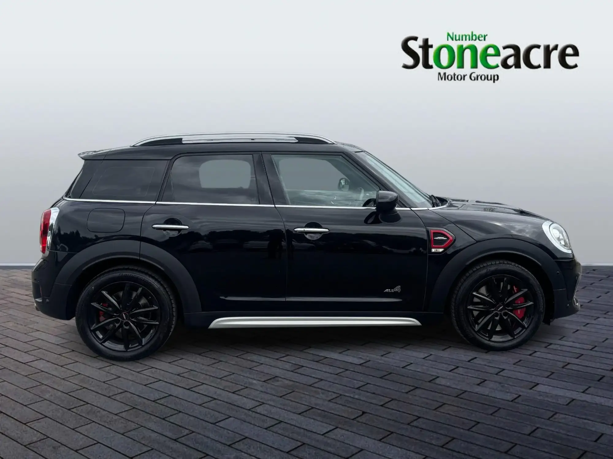 MINI Countryman 2.0 [306] John Cooper Works ALL4 5dr Auto LG69SJX Image 2