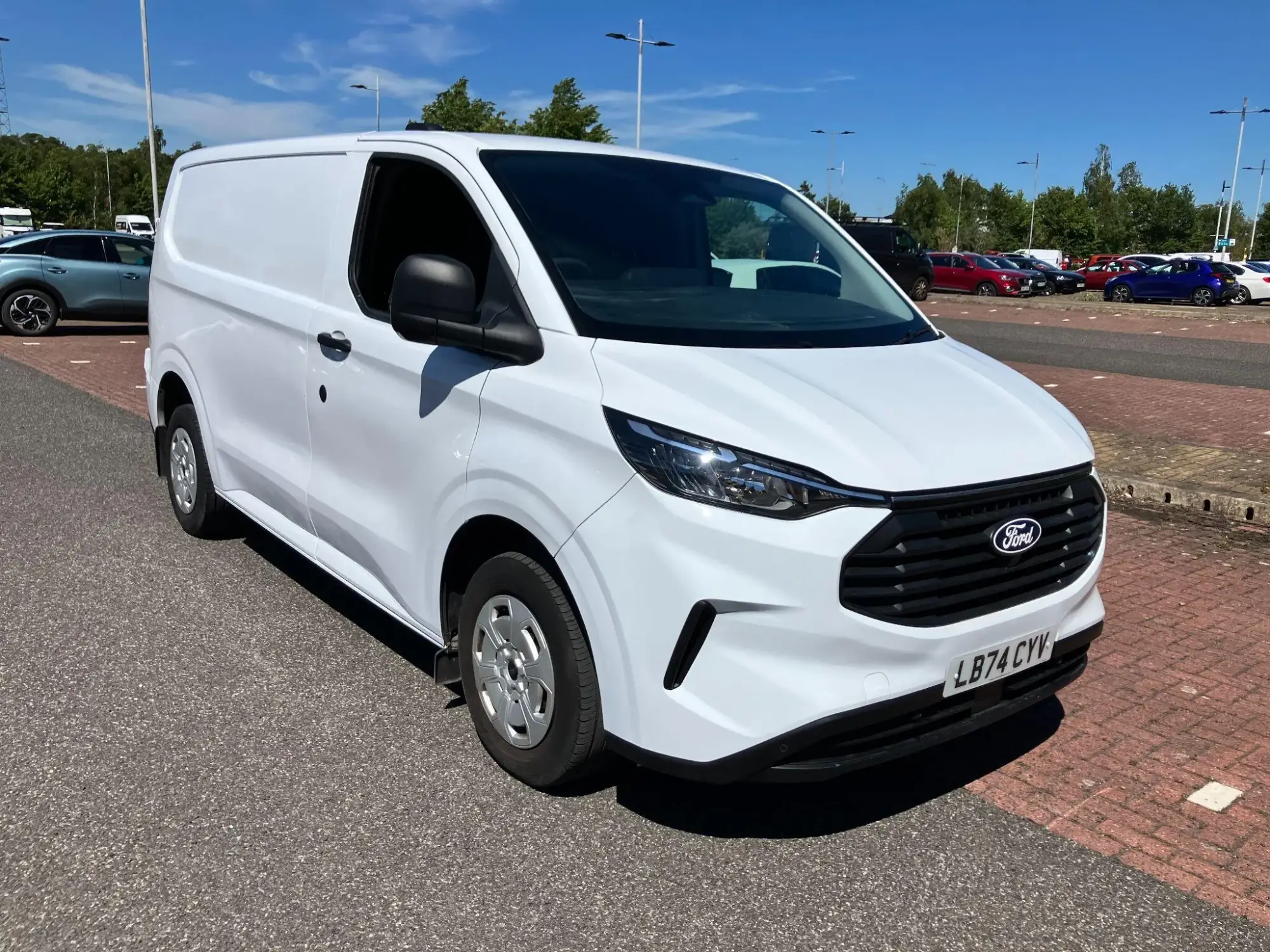 Ford Transit Custom 2.0 300 EcoBlue Trend Auto L1 H1 Euro 6 (s/s) 5dr LB74CYV Image 1