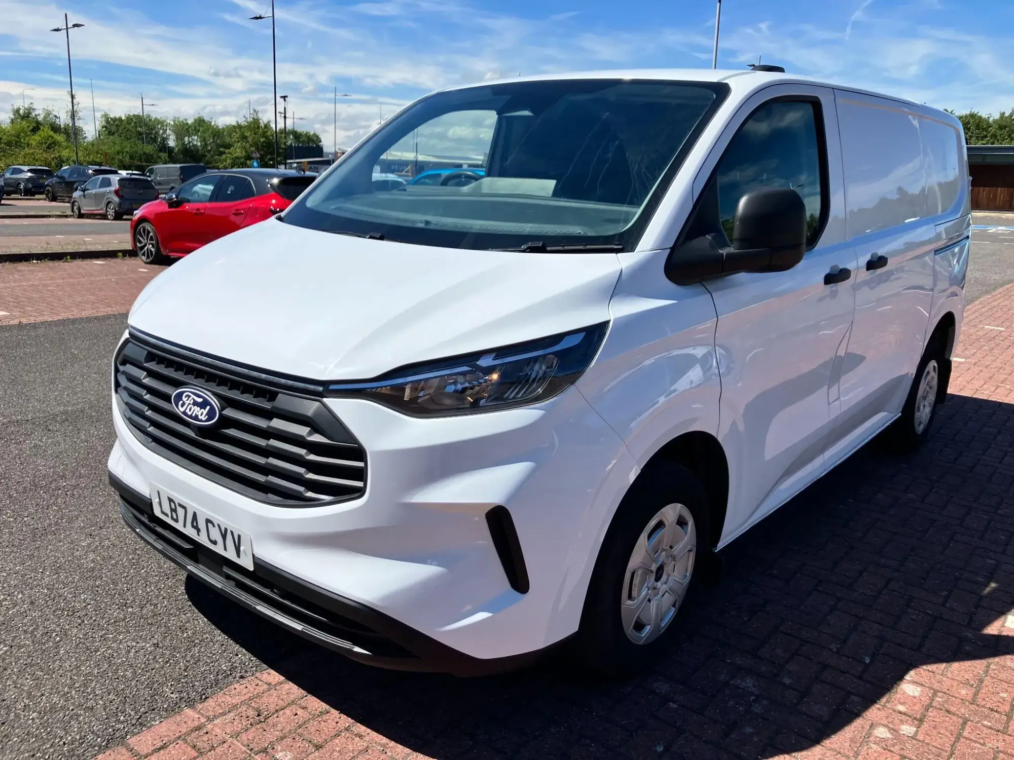 Ford Transit Custom 2.0 300 EcoBlue Trend Auto L1 H1 Euro 6 (s/s) 5dr LB74CYV Image 3
