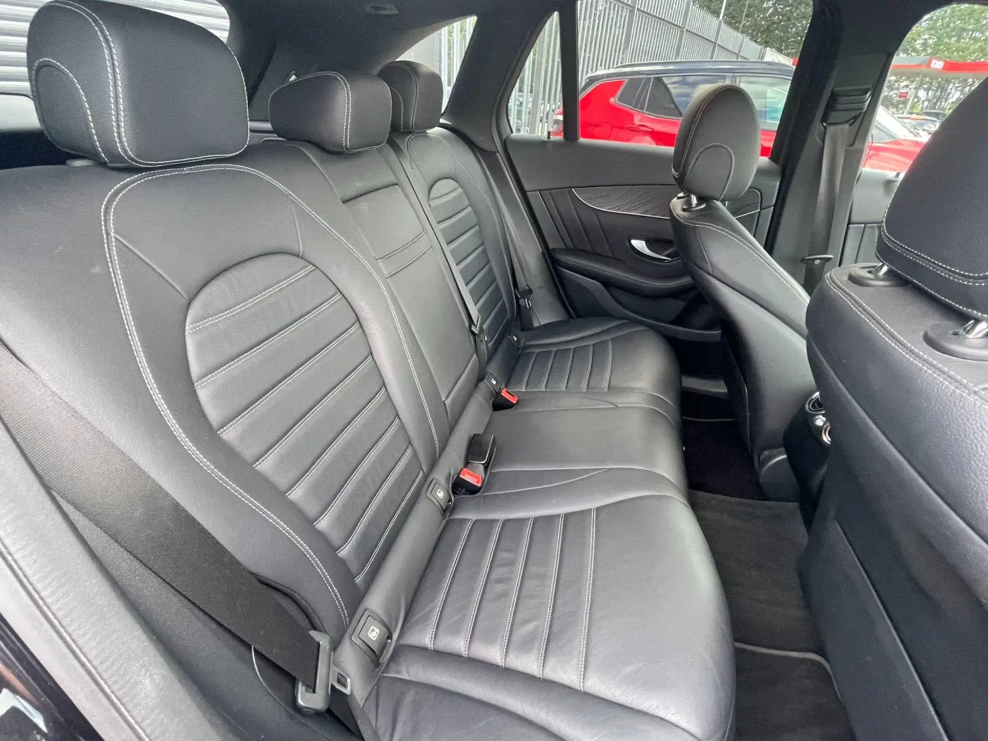 Mercedes-Benz GLC Image 12 Mercedes-Benz GLC Image 12