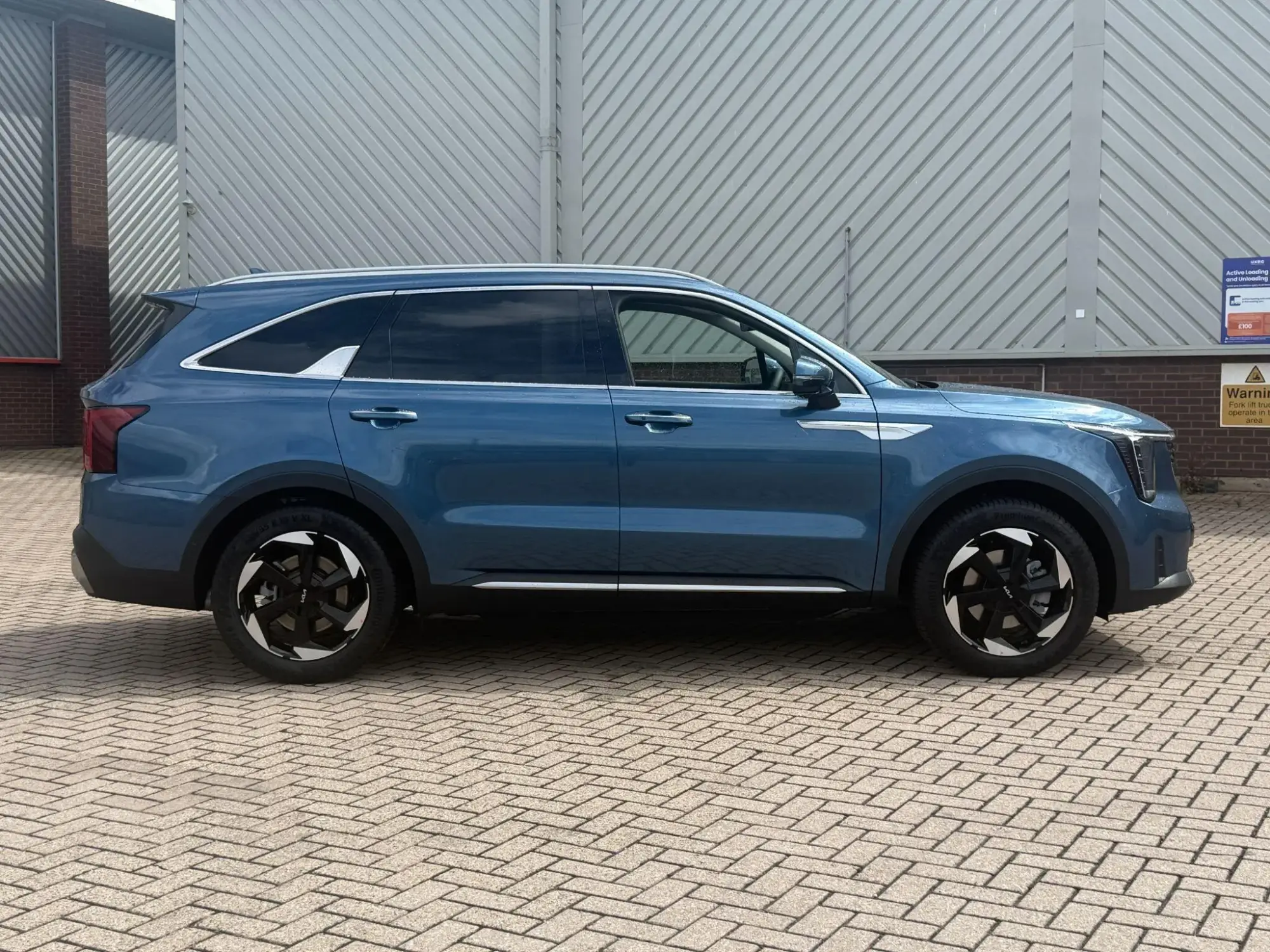 Kia Sorento 1.6 h T-GDi Evolve Auto AWD Euro 6 (s/s) 5dr FV26BDO Image 2