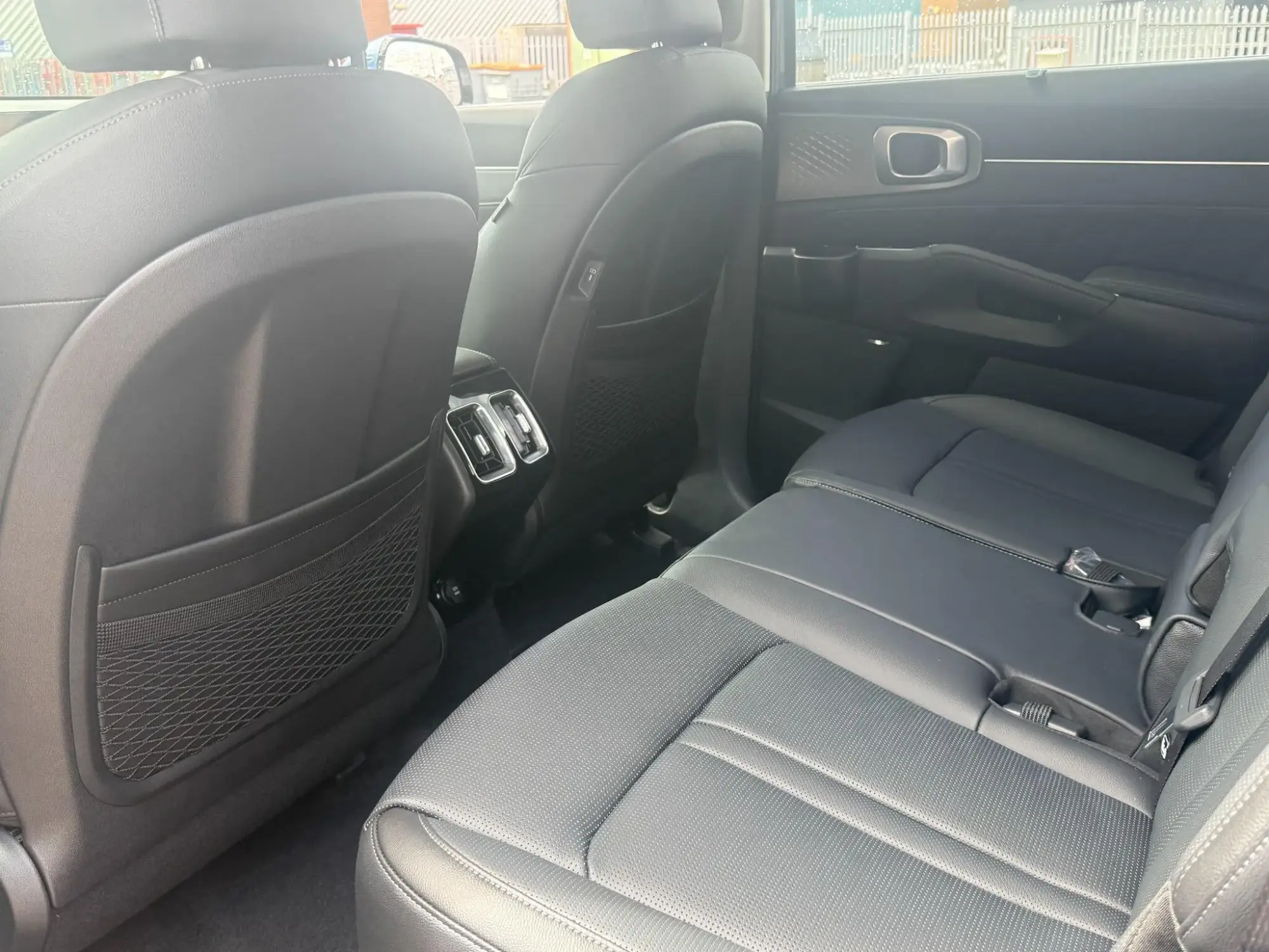 Kia Sorento Image 14 Kia Sorento Image 14