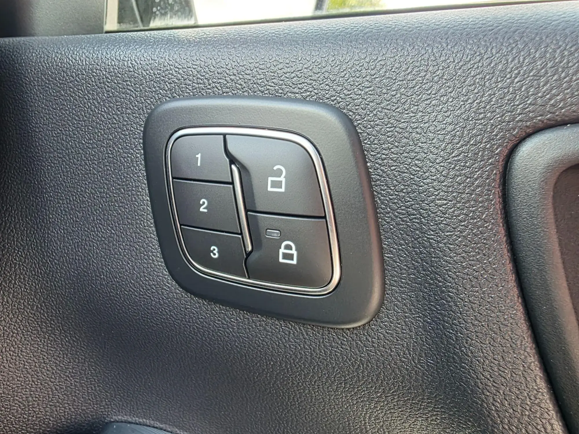 Ford Kuga Hybrid Image 31 Ford Kuga Hybrid Image 31