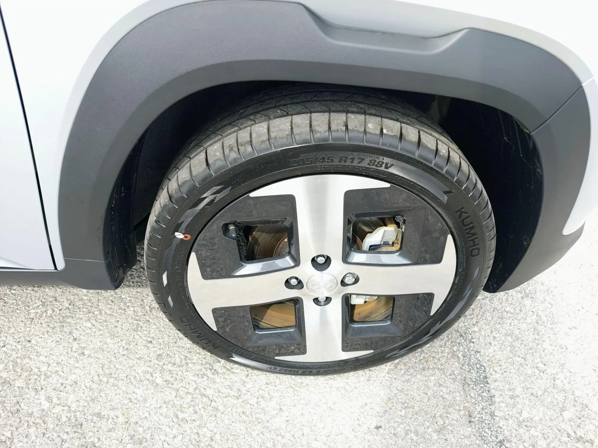 Hyundai INSTER Image 9