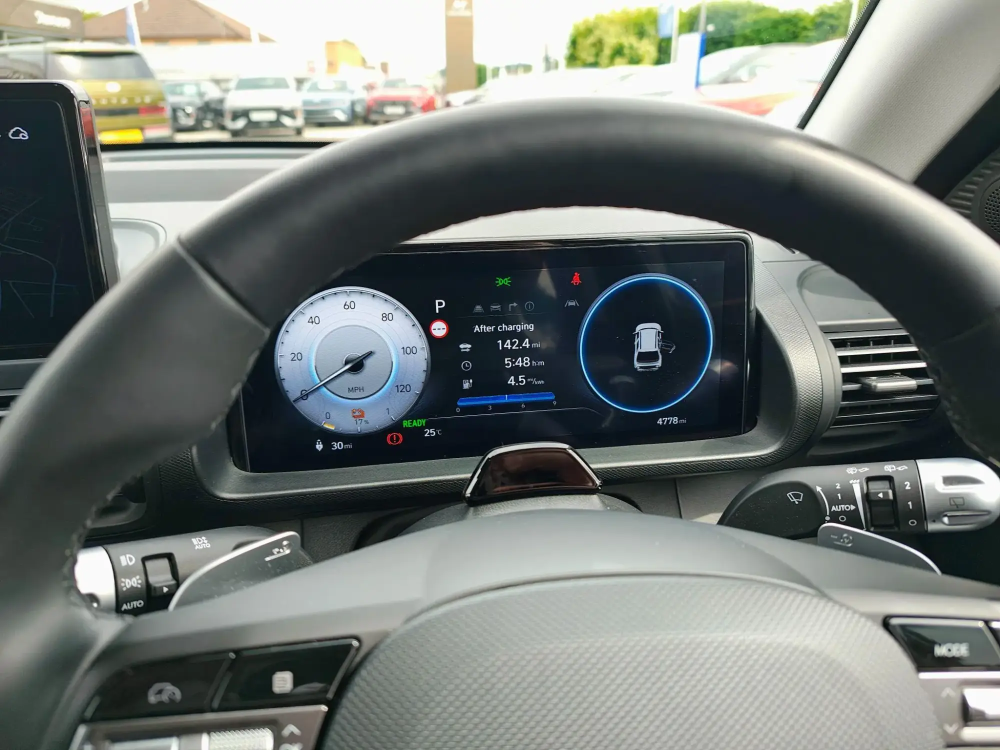 Hyundai INSTER Image 12