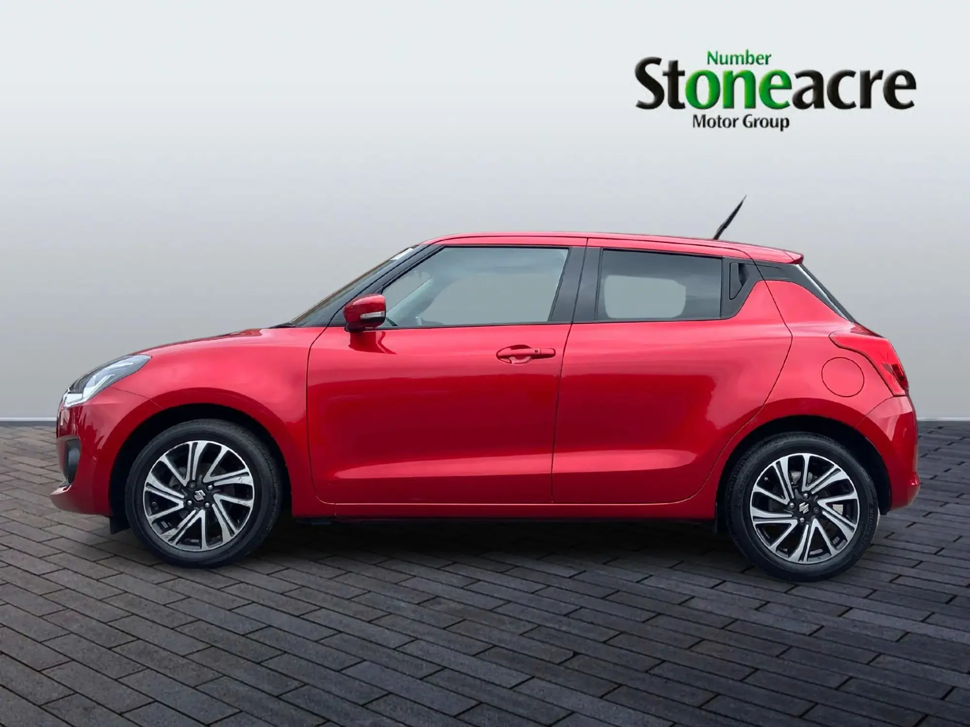 Suzuki Swift 1.2 Dualjet 83 12V Hybrid SZ5 5dr AJ21NWW Image 3