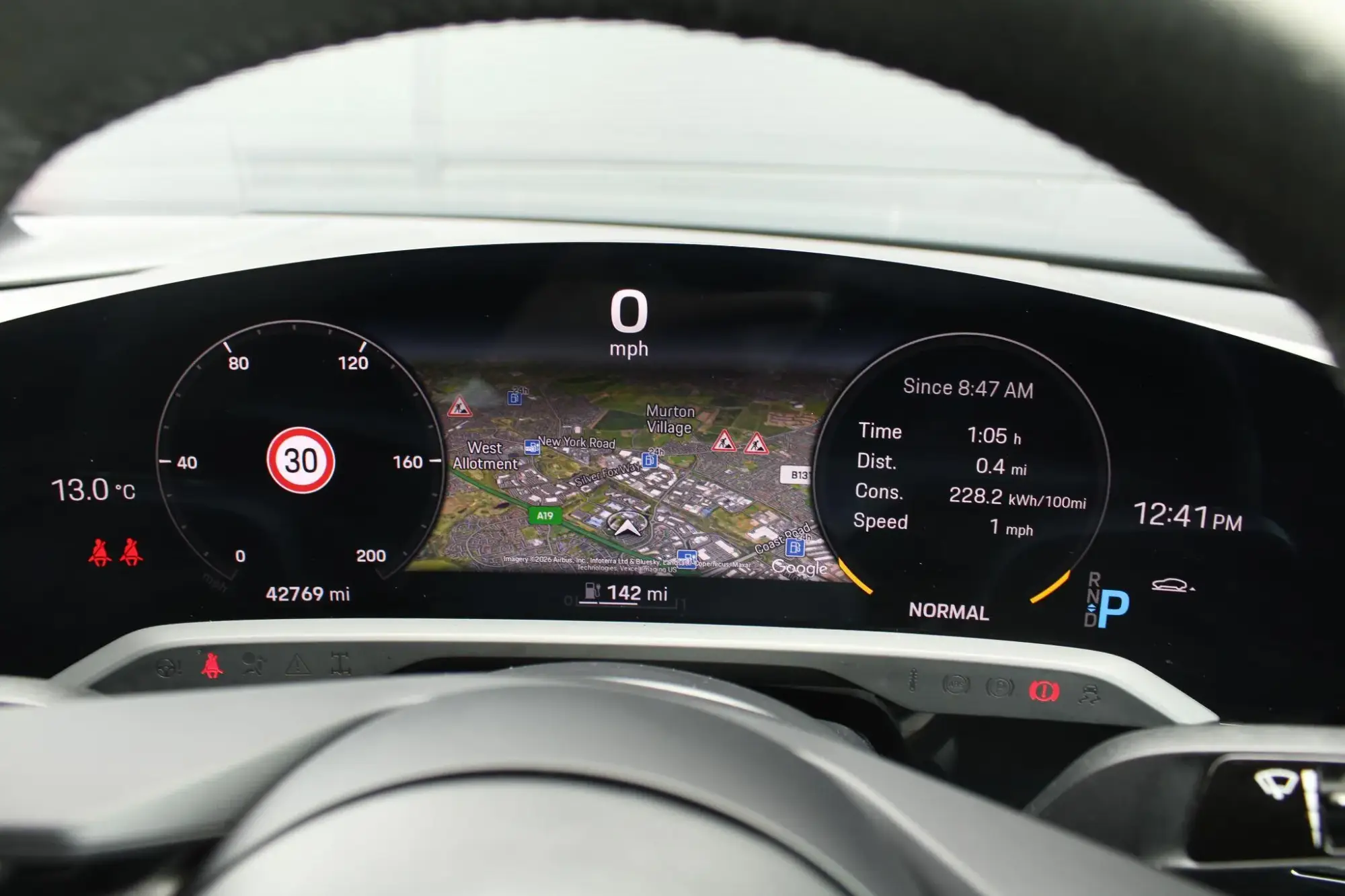 Porsche Taycan Image 19