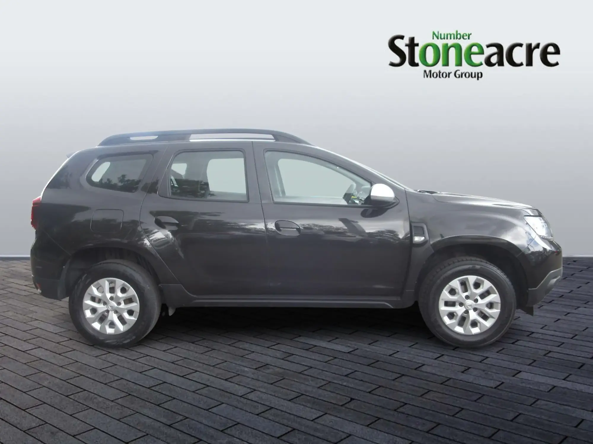 Dacia Duster Image 2