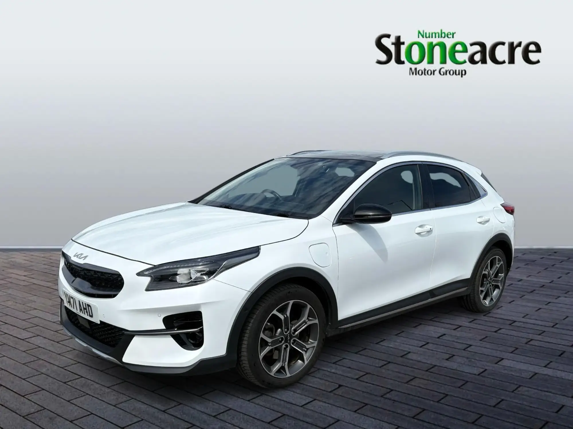 Kia XCeed Plug-In Hybrid Image 3