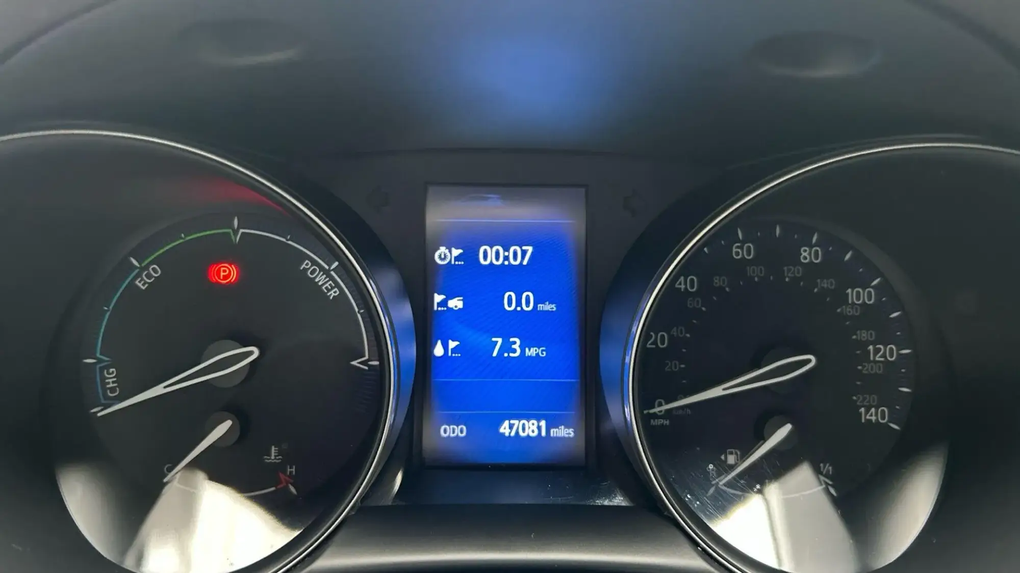 Toyota C-HR Self-Charging Hybrid Image 13 Toyota C-HR Self-Charging Hybrid Image 13