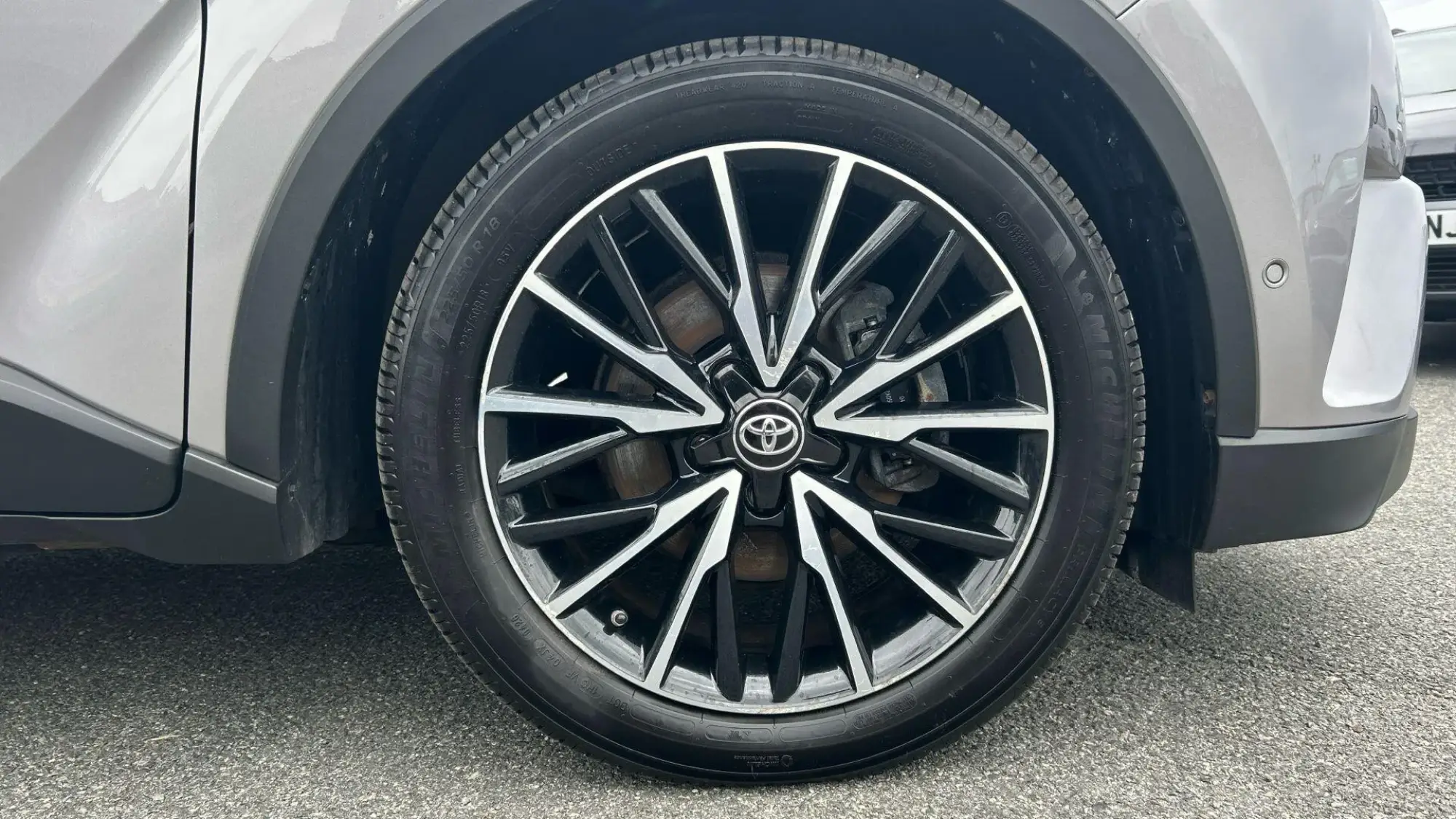 Toyota C-HR Self-Charging Hybrid Image 19 Toyota C-HR Self-Charging Hybrid Image 19