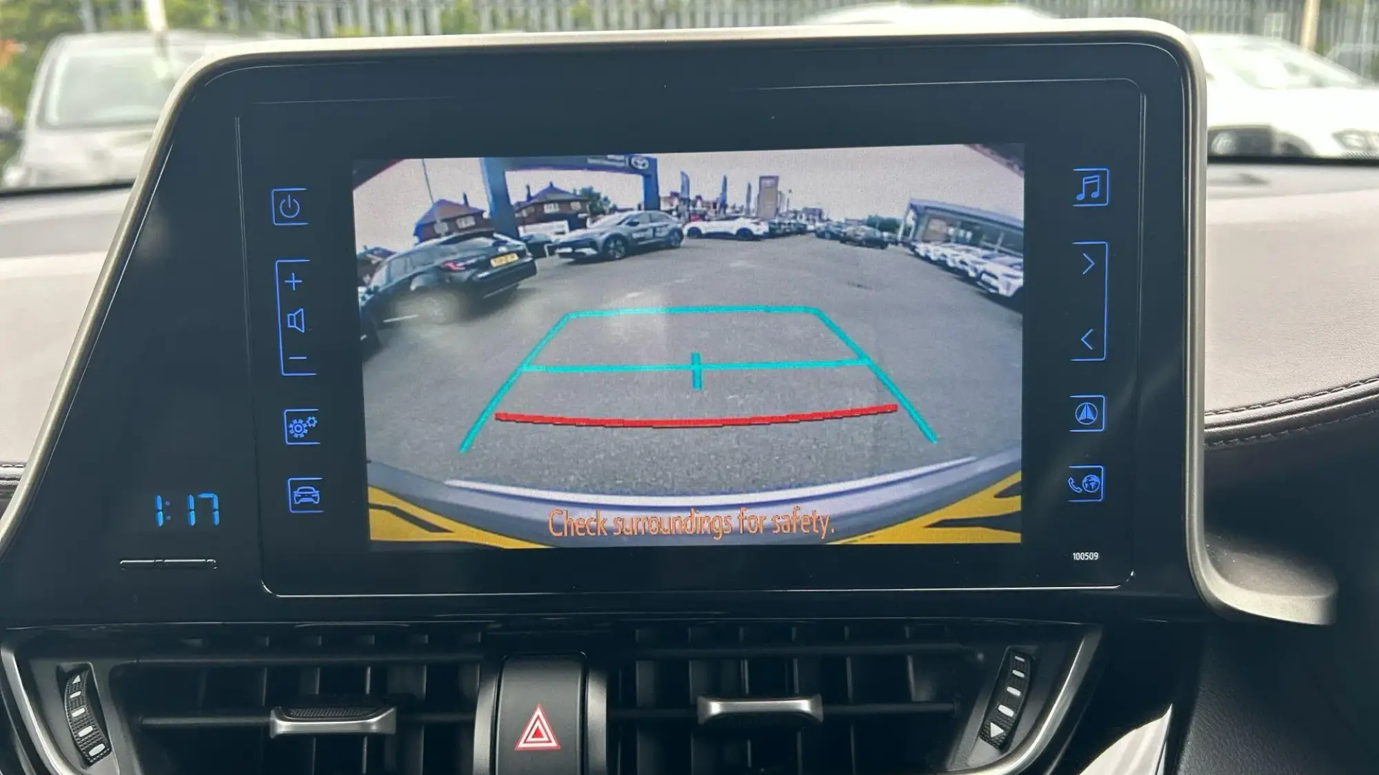 Toyota C-HR Self-Charging Hybrid Image 21 Toyota C-HR Self-Charging Hybrid Image 21