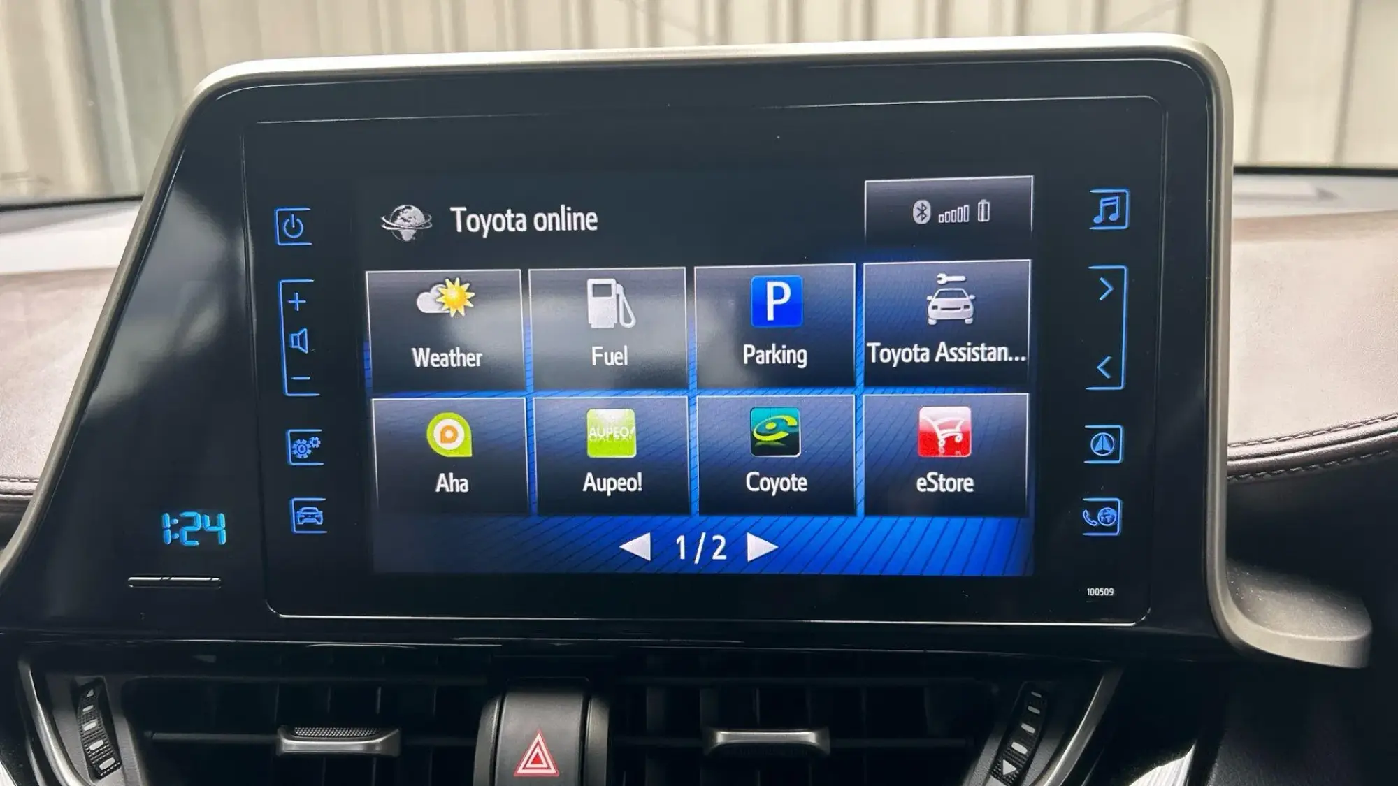Toyota C-HR Self-Charging Hybrid Image 28 Toyota C-HR Self-Charging Hybrid Image 28