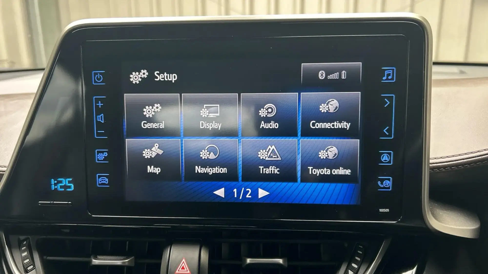 Toyota C-HR Self-Charging Hybrid Image 30 Toyota C-HR Self-Charging Hybrid Image 30