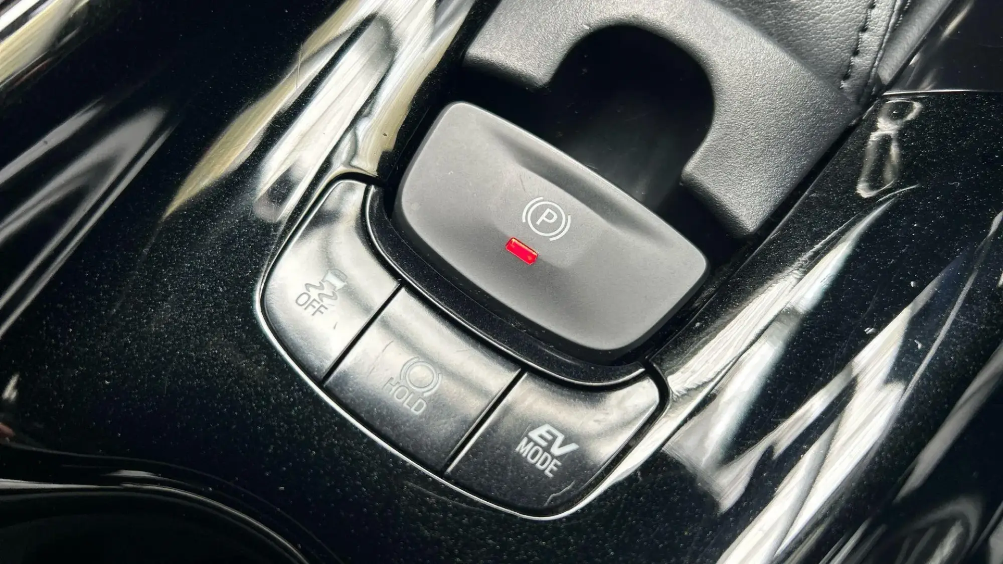 Toyota C-HR Self-Charging Hybrid Image 35 Toyota C-HR Self-Charging Hybrid Image 35