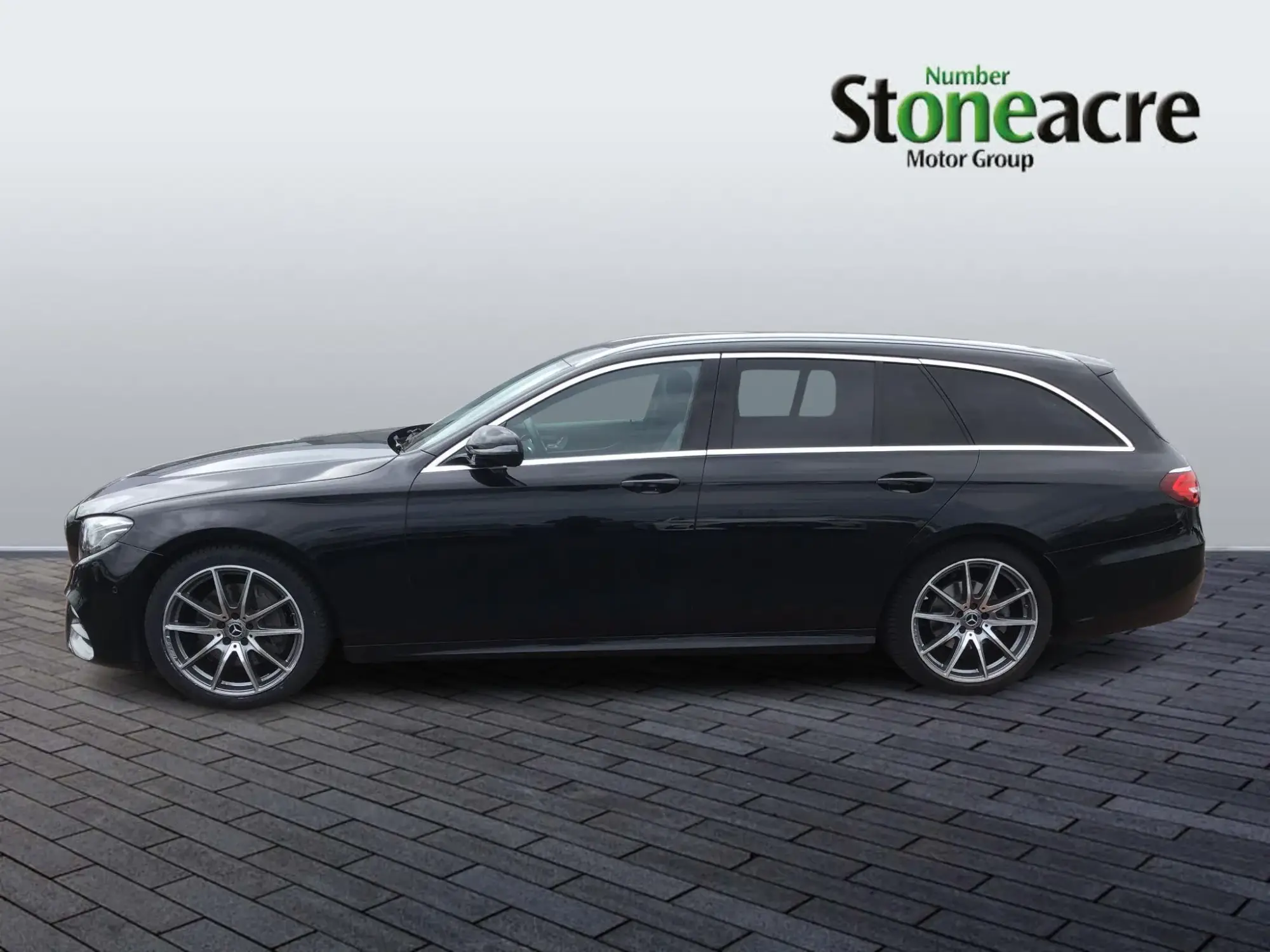 Mercedes-Benz E-Class Image 6 Mercedes-Benz E-Class Image 6
