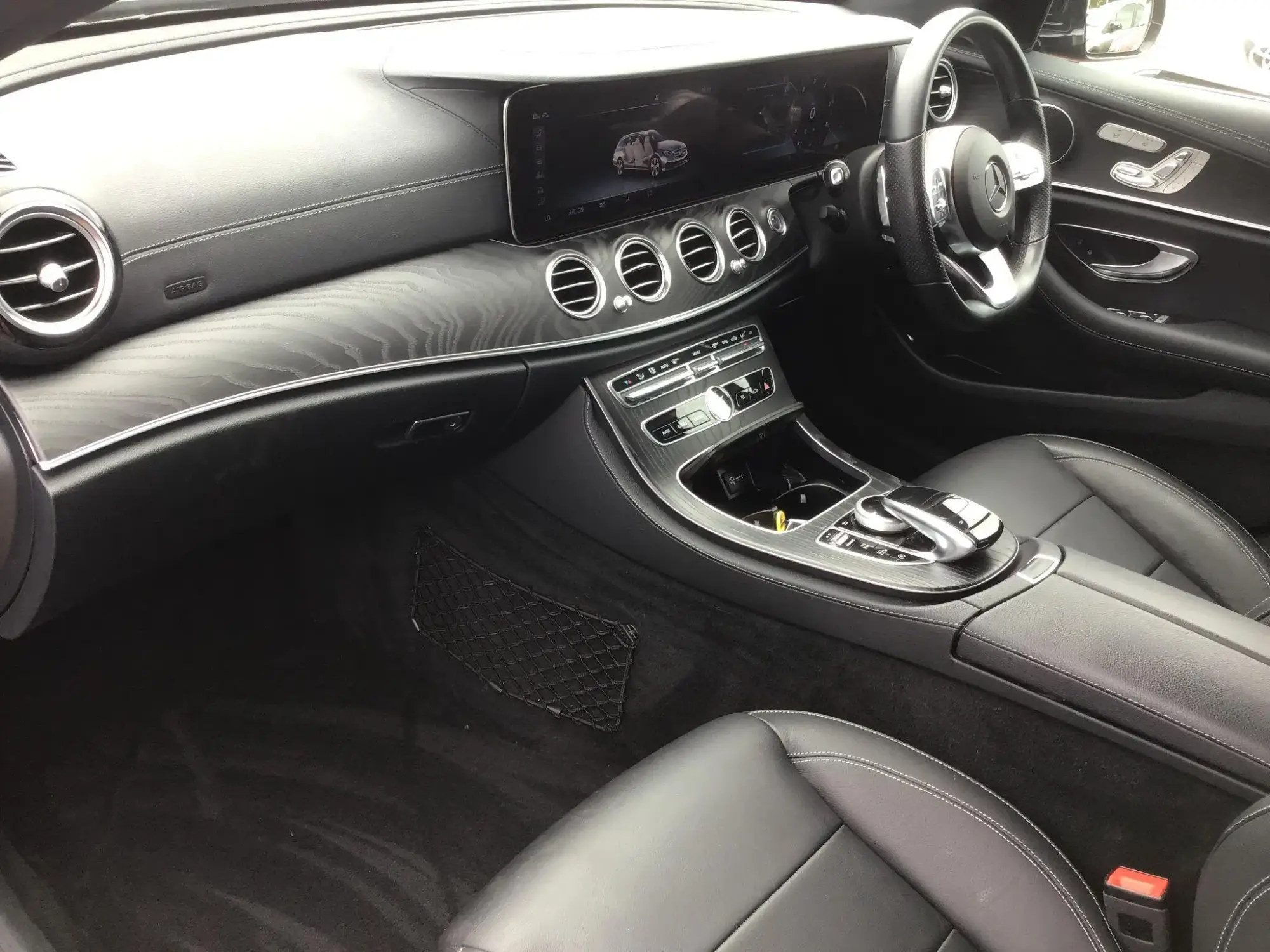 Mercedes-Benz E-Class Image 11 Mercedes-Benz E-Class Image 11