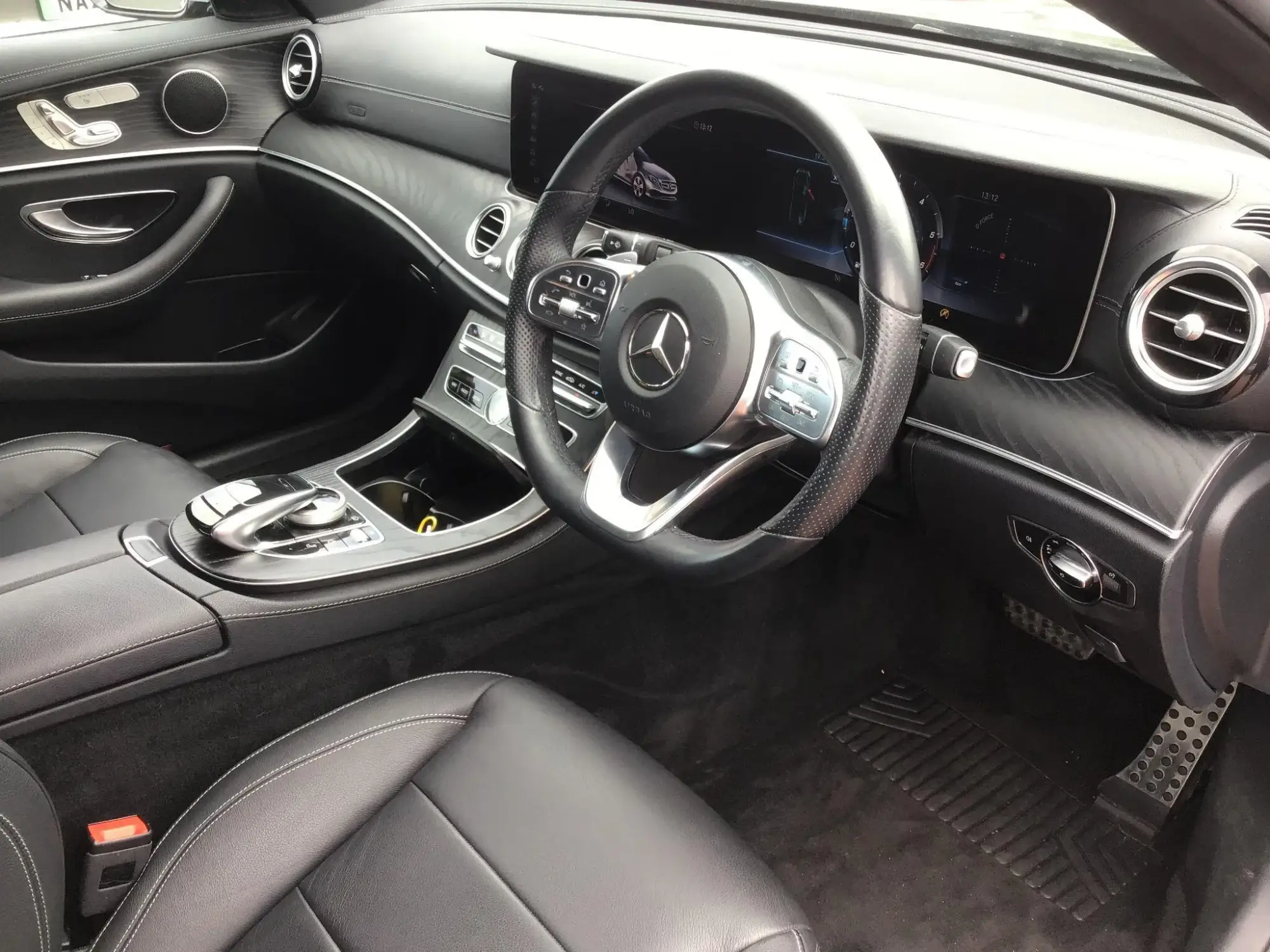 Mercedes-Benz E-Class Image 14 Mercedes-Benz E-Class Image 14