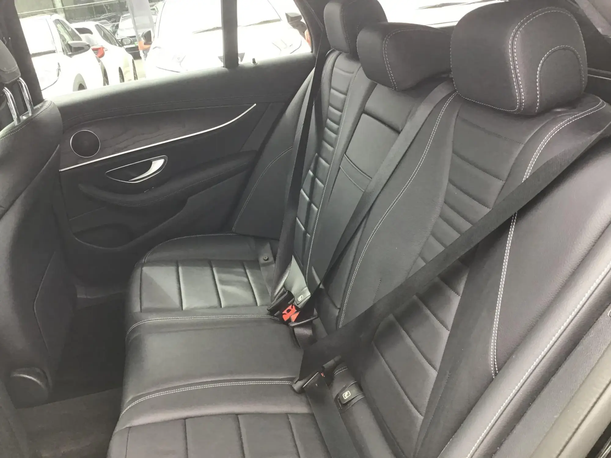 Mercedes-Benz E-Class Image 23 Mercedes-Benz E-Class Image 23